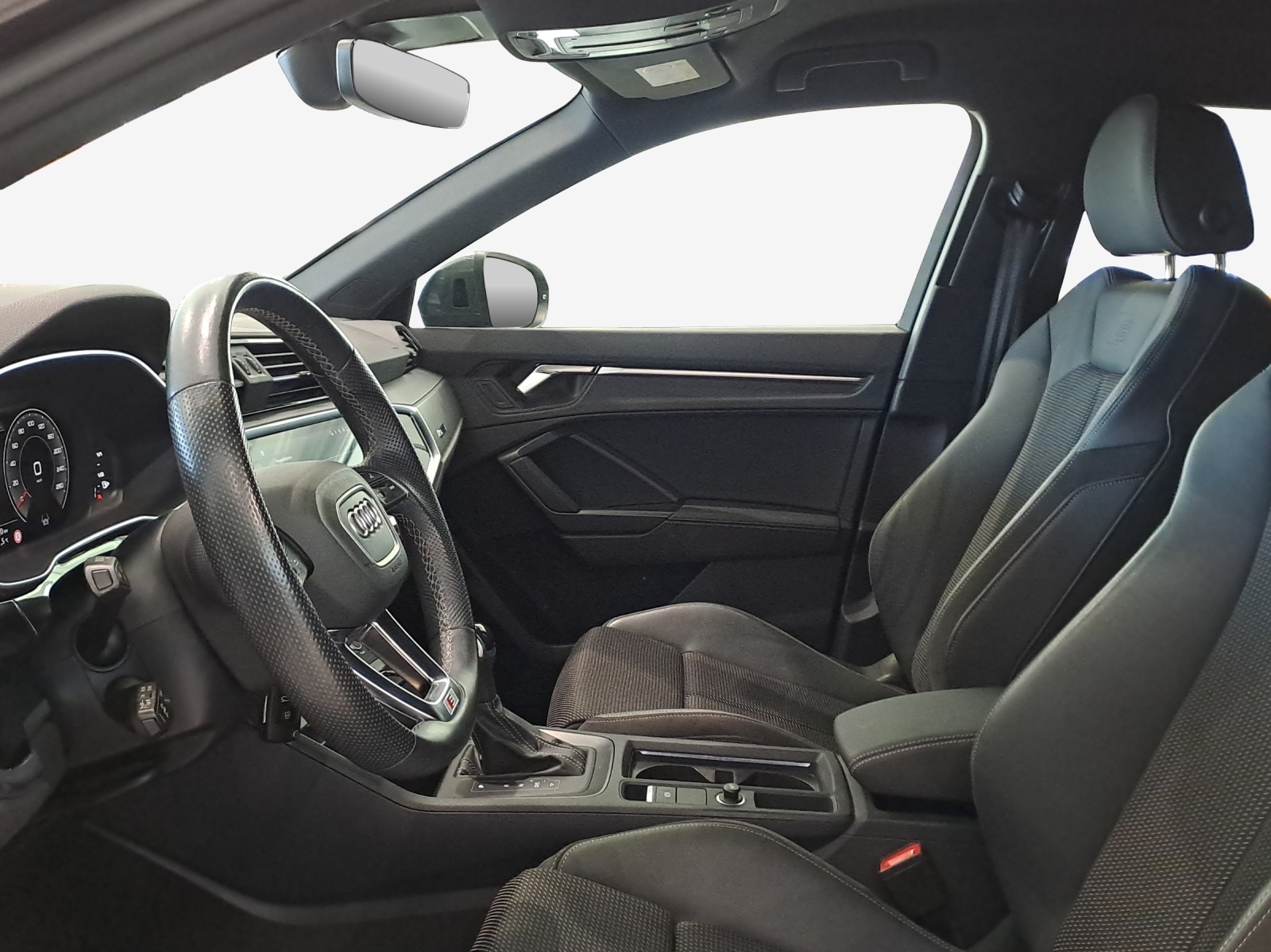 AUDI Q3 35 TFSI S line Attraction S-tronic-image-7