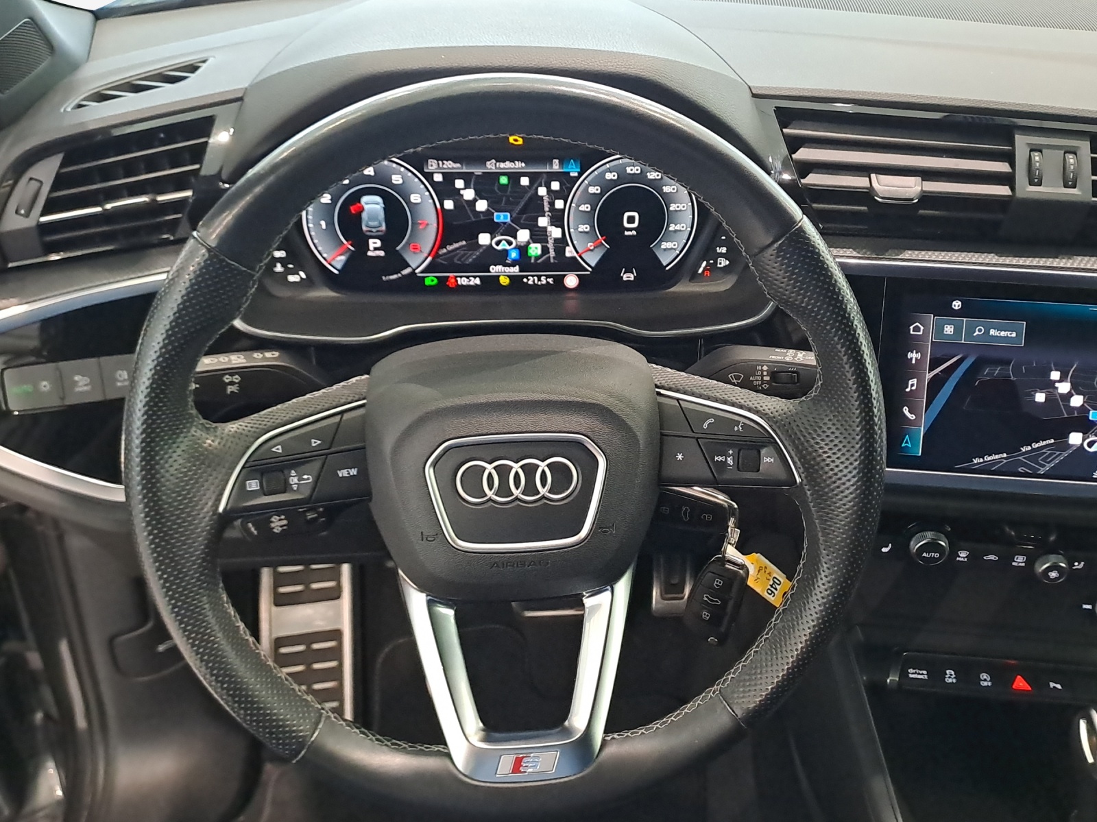 AUDI Q3 35 TFSI S line Attraction S-tronic-image-9