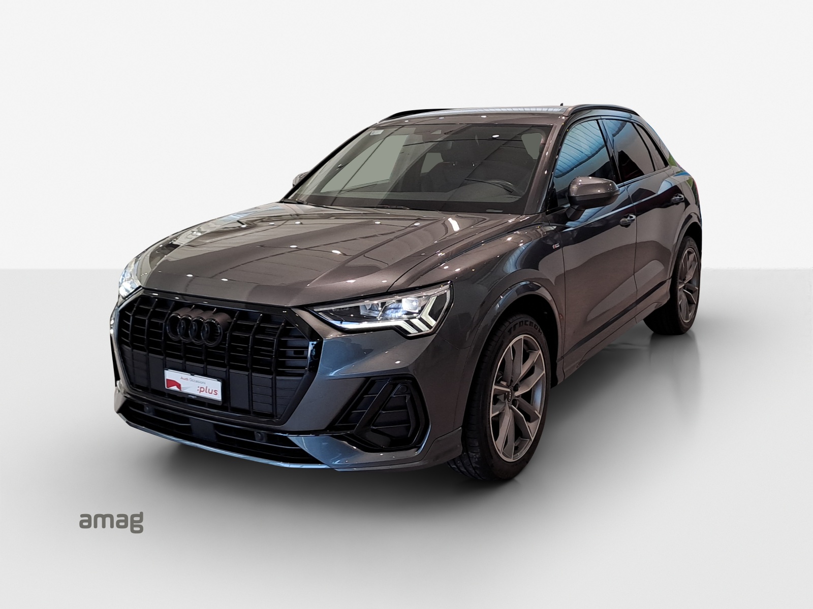 AUDI Q3 35 TFSI S line Attraction S-tronic-image-0
