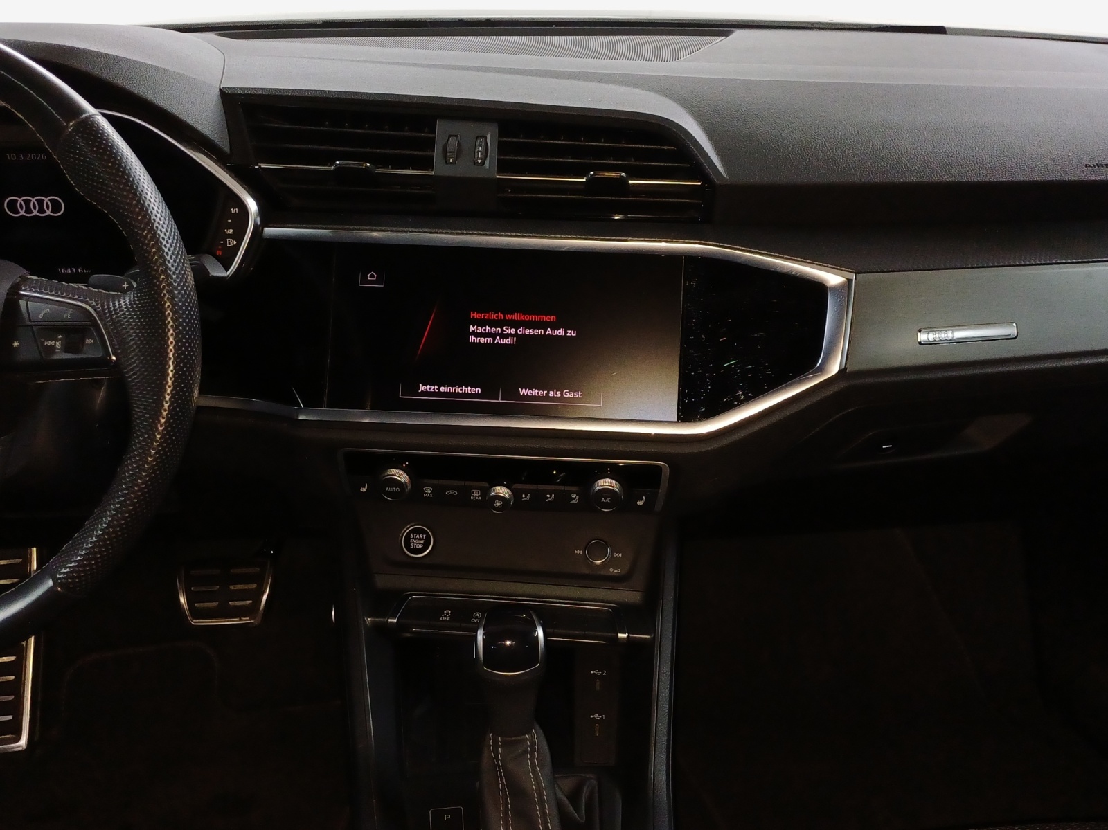 AUDI Q3 35 TFSI S line S-tronic-image-10