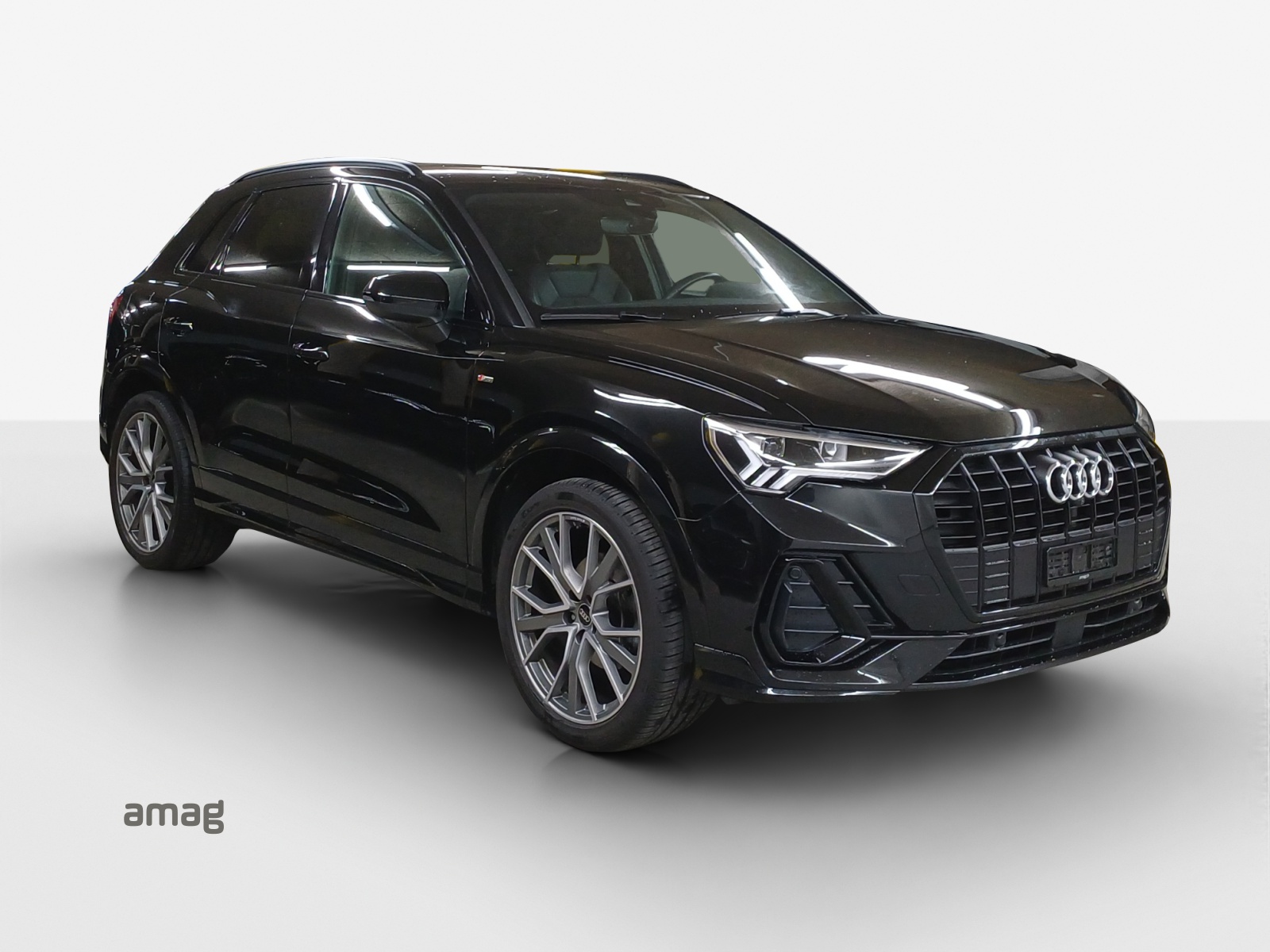 AUDI Q3 35 TFSI S line S-tronic-image-5