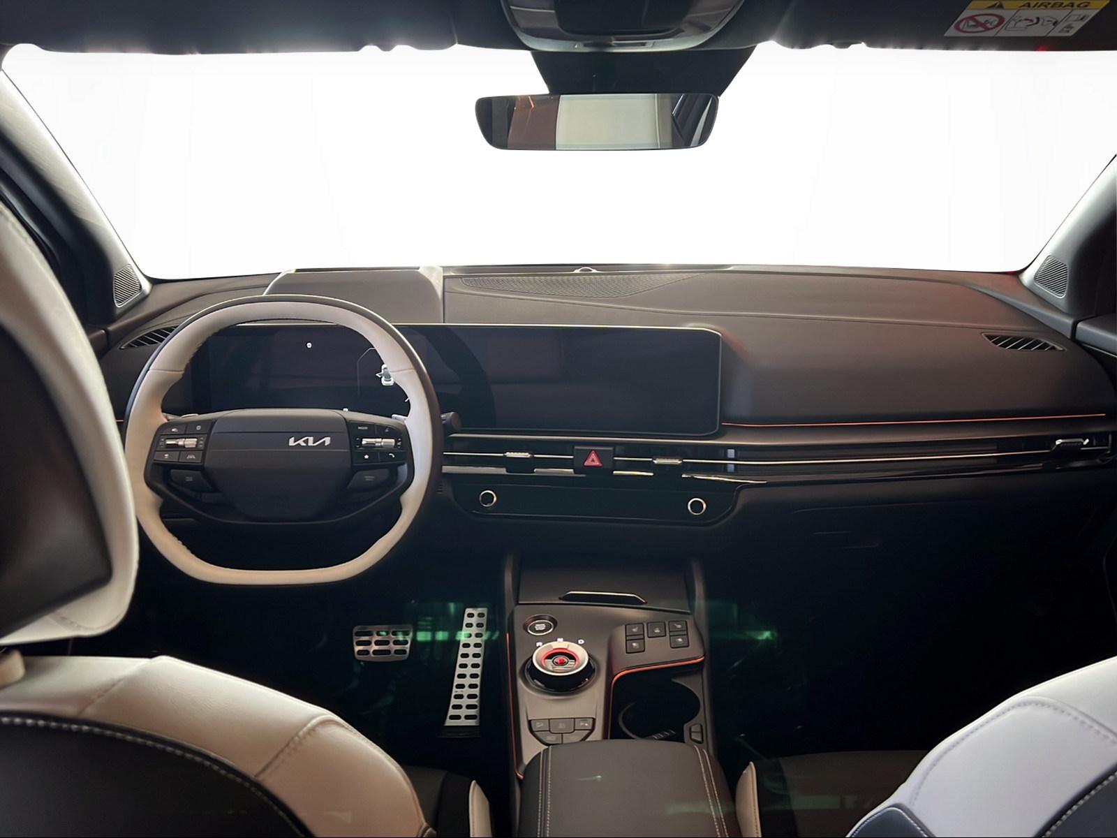 KIA Sportage 1.6 T-GDi PHEV GT-Line-image-4