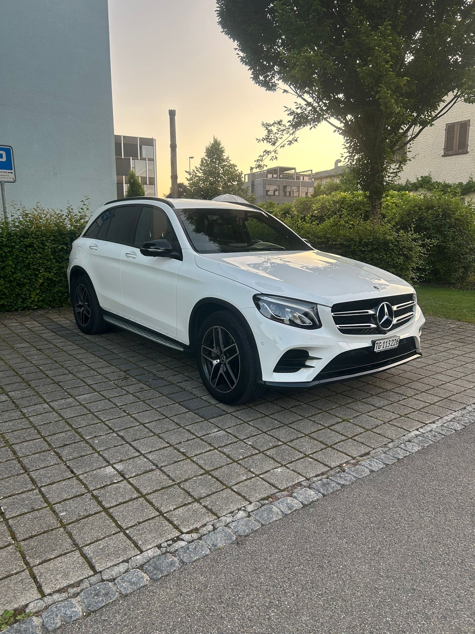 MERCEDES-BENZ GLC 250 d AMG Line 4Matic 9G-Tronic
