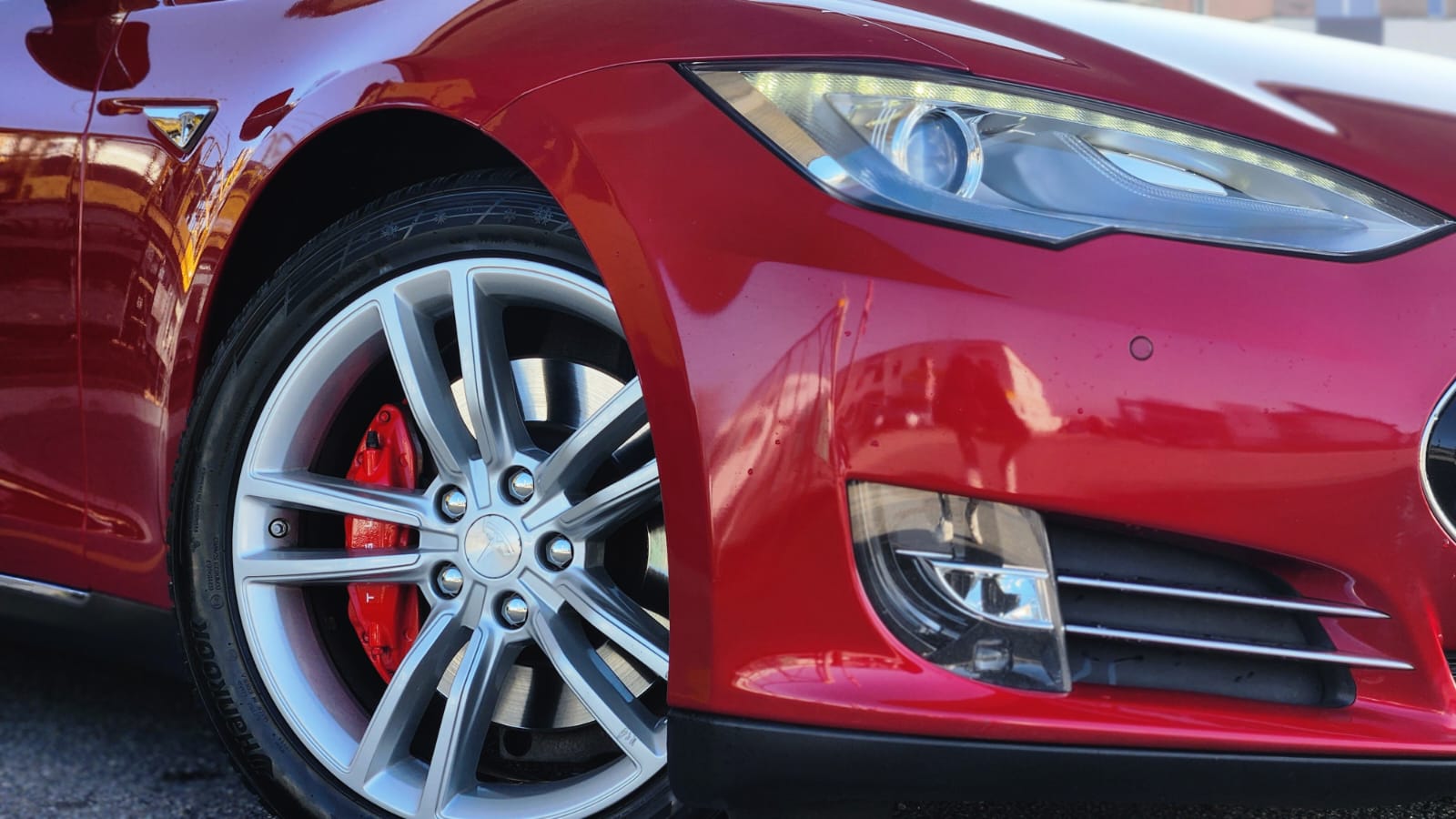 TESLA Model S 85 Signature Performance 85-image-3