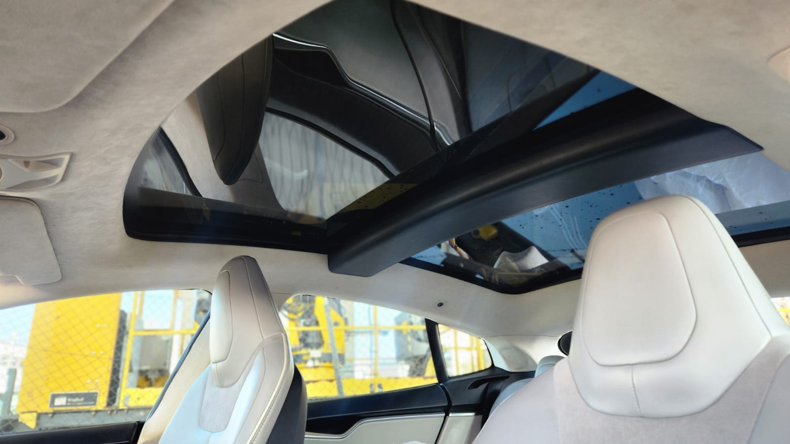TESLA Model S 85 Signature Performance 85-image-12