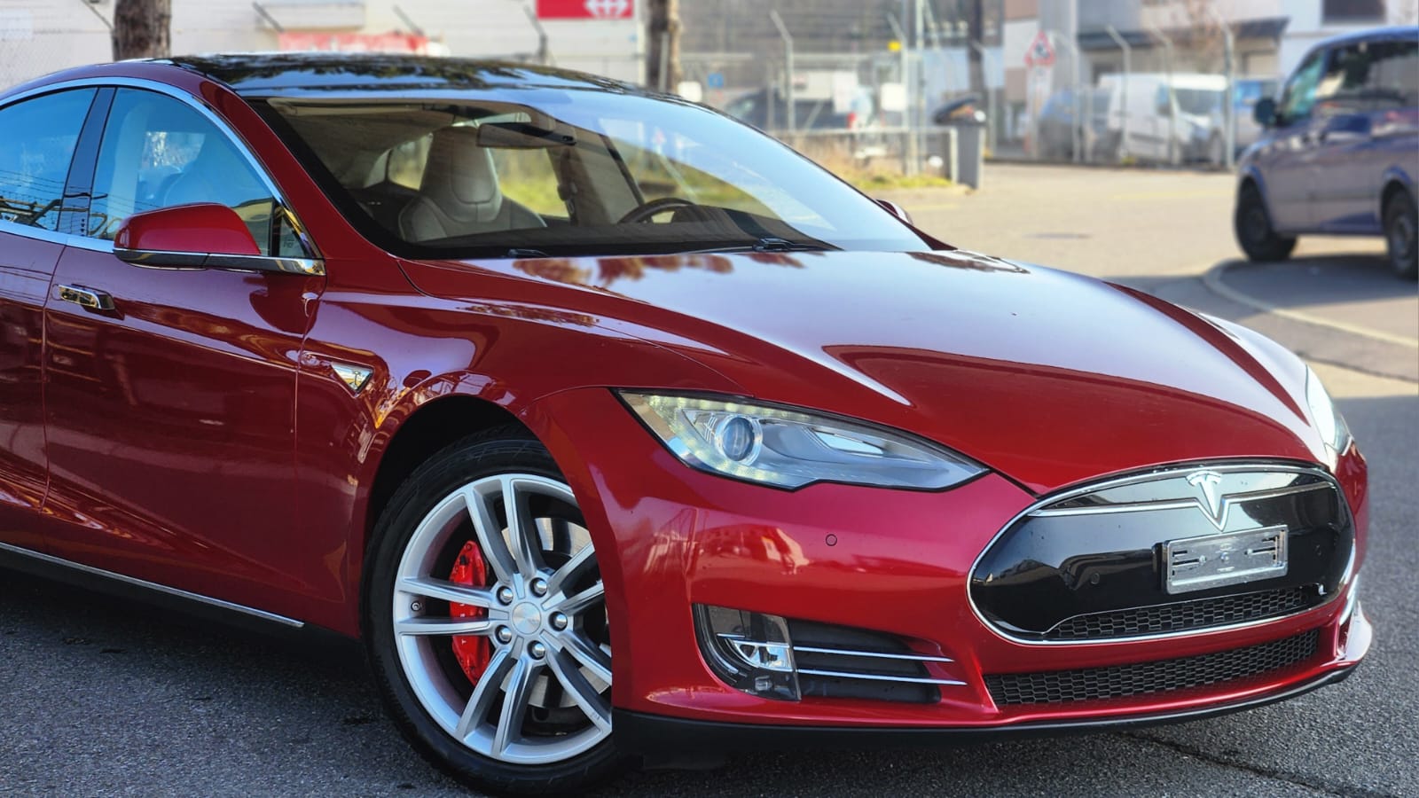 TESLA Model S 85 Signature Performance 85-image-2