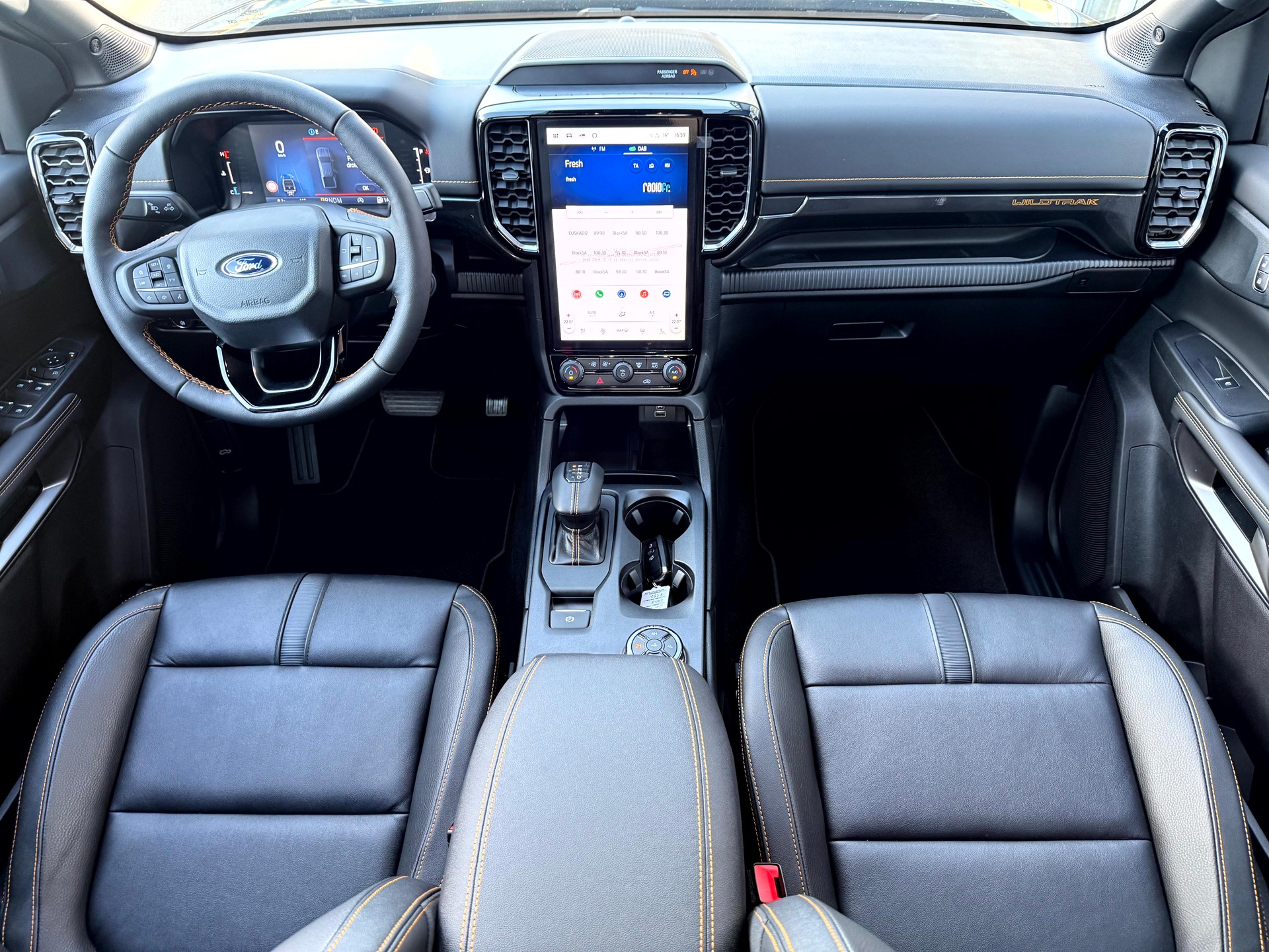 FORD Ranger Wildtrak 3.0 Eco Blue e-4WD Automat-image-15