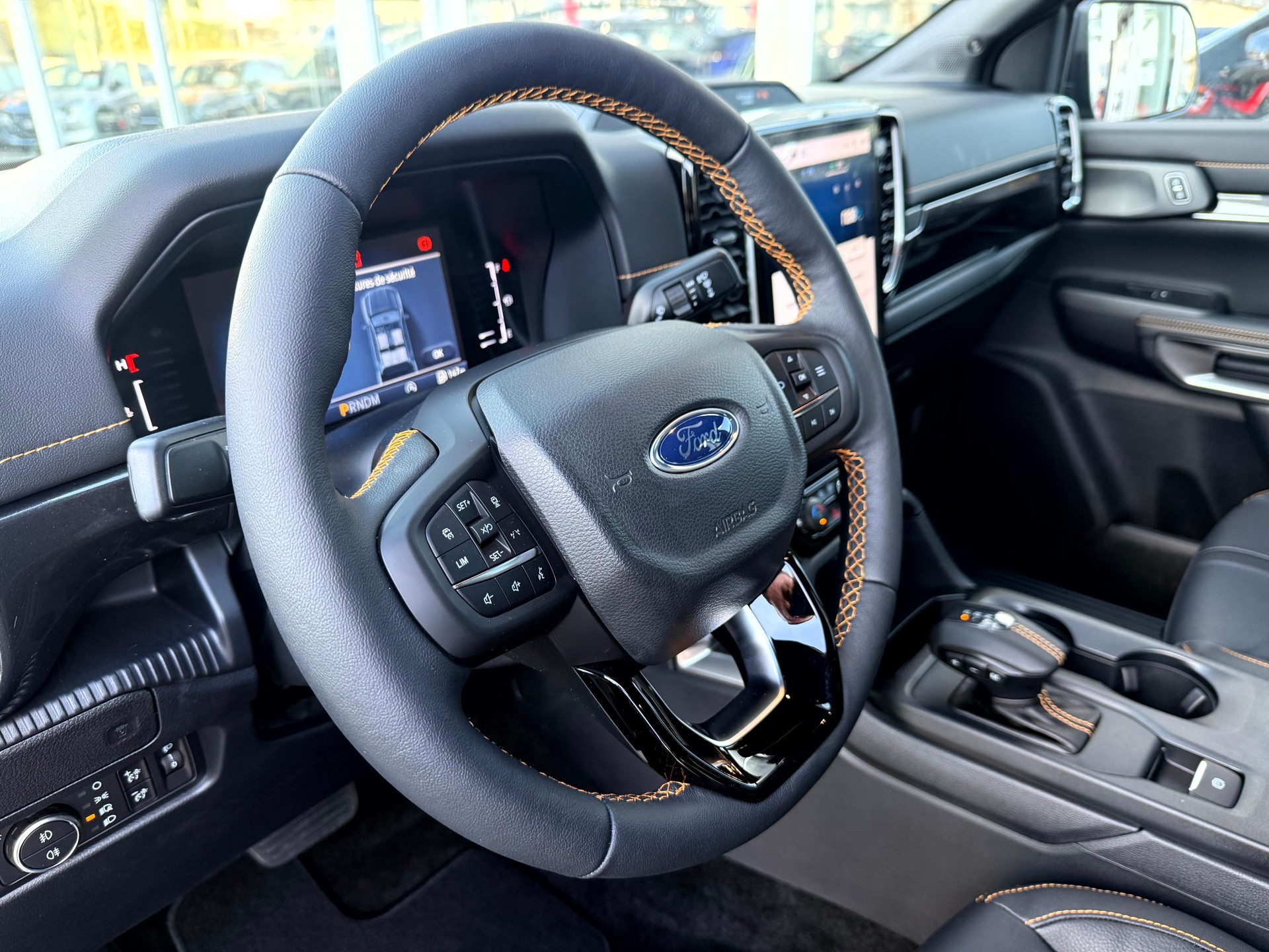 FORD Ranger Wildtrak 3.0 Eco Blue e-4WD Automat-image-19