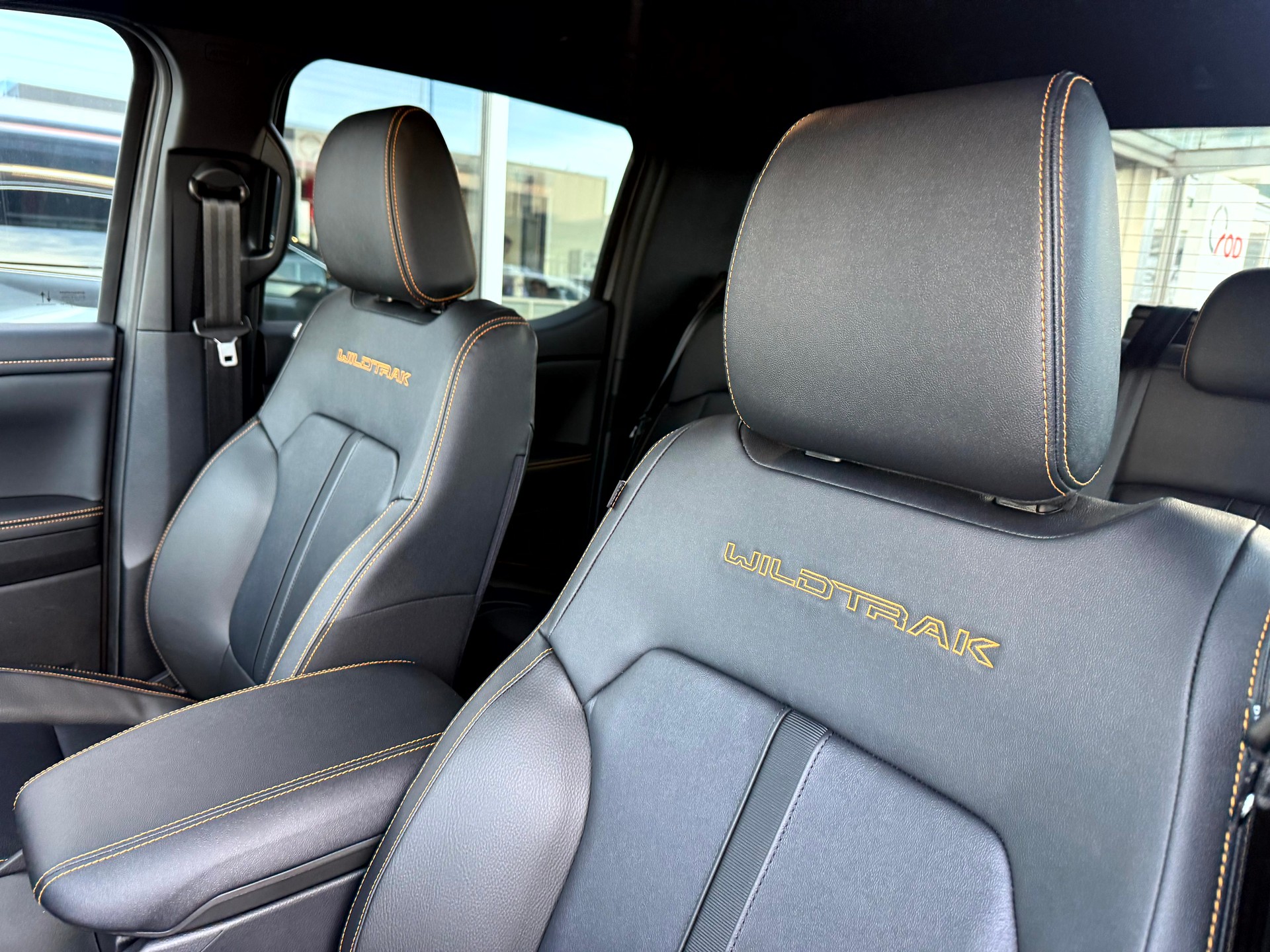 FORD Ranger Wildtrak 3.0 Eco Blue e-4WD Automat-image-18