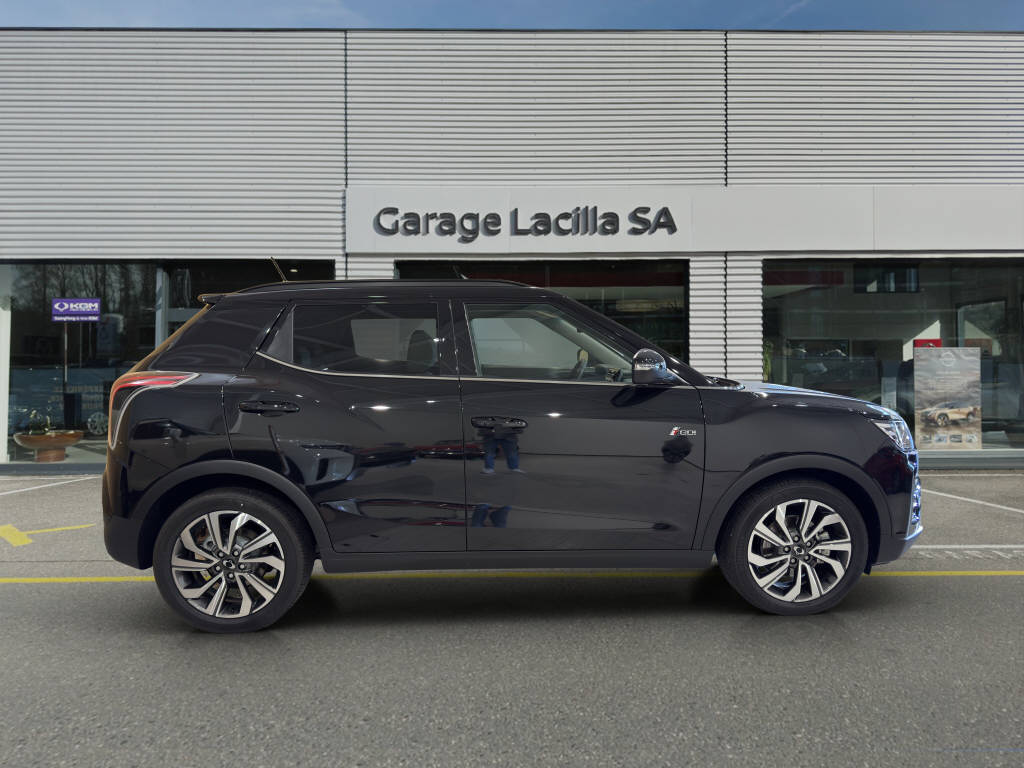 KGM-SsangYong Tivoli 1.5 T-Gdi Sapphire 4WD AT-image-6