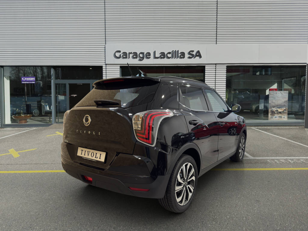 KGM-SsangYong Tivoli 1.5 T-Gdi Sapphire 4WD AT-image-5