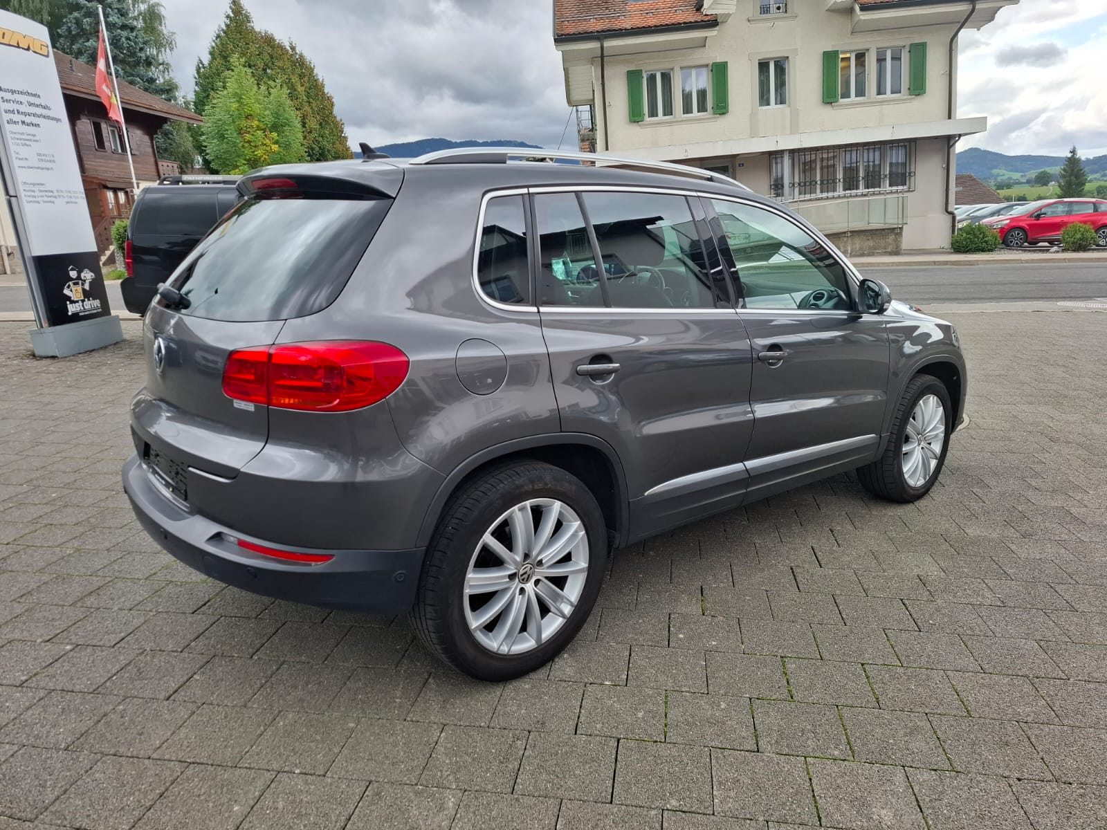 VW Tiguan 2.0 TSI Sport&Style 4Motion DSG-image-5