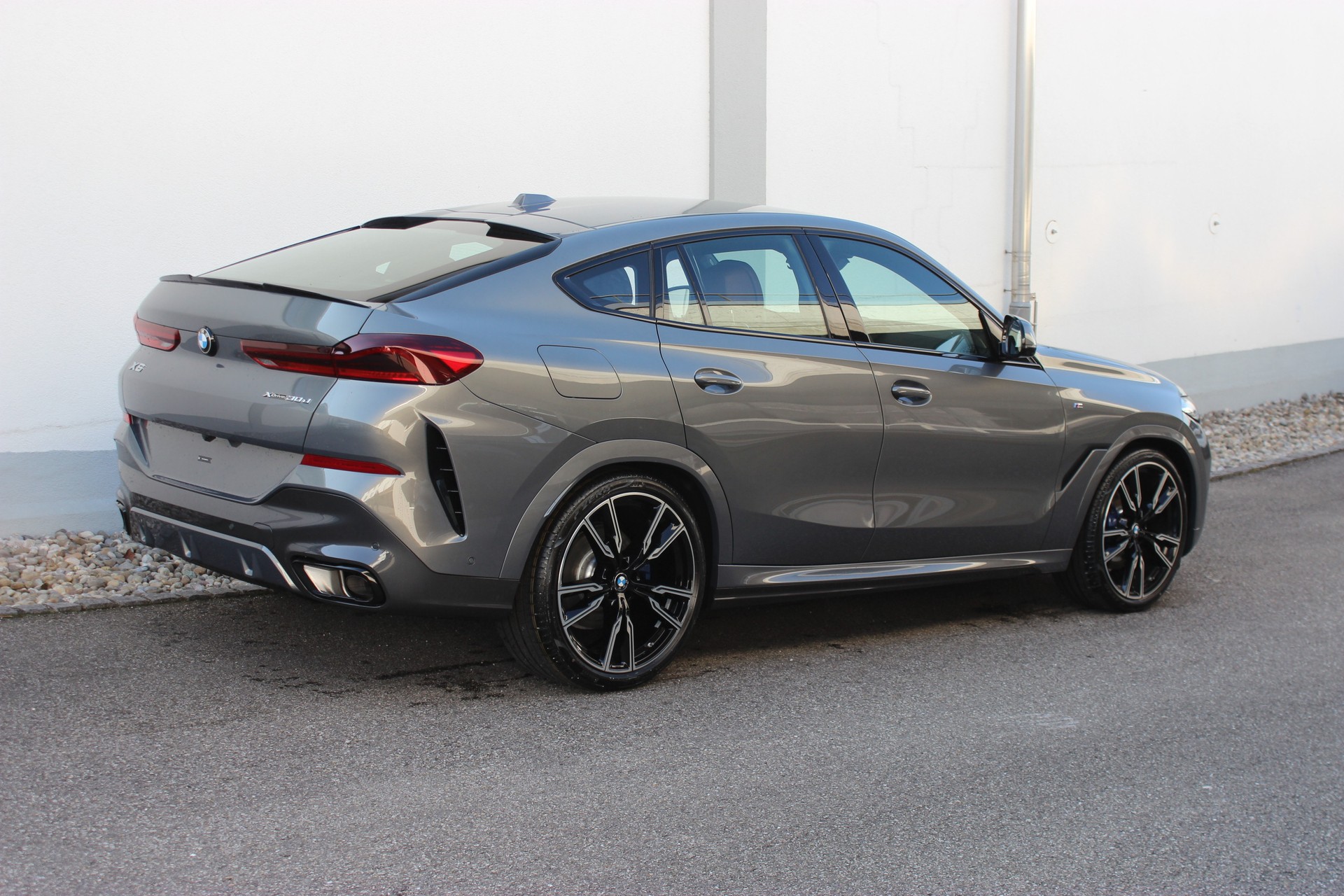 BMW X6 xDrive 48V 30d M Sport Pro Individual STRATUSGRAU *1.9%-LEASINGAKTION* 🏖️JULI-ANGEBOT🏖️-image-4