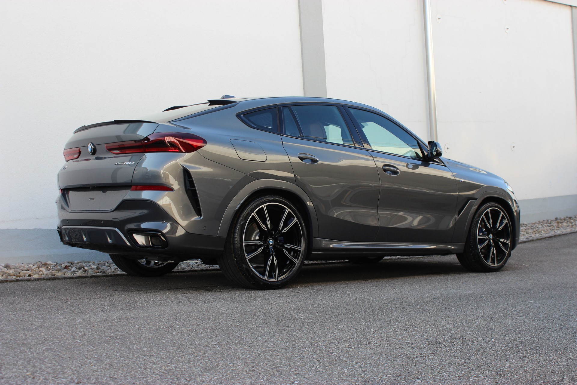 BMW X6 xDrive 48V 30d M Sport Pro Individual STRATUSGRAU *1.9%-LEASINGAKTION* 🏖️JULI-ANGEBOT🏖️-image-2