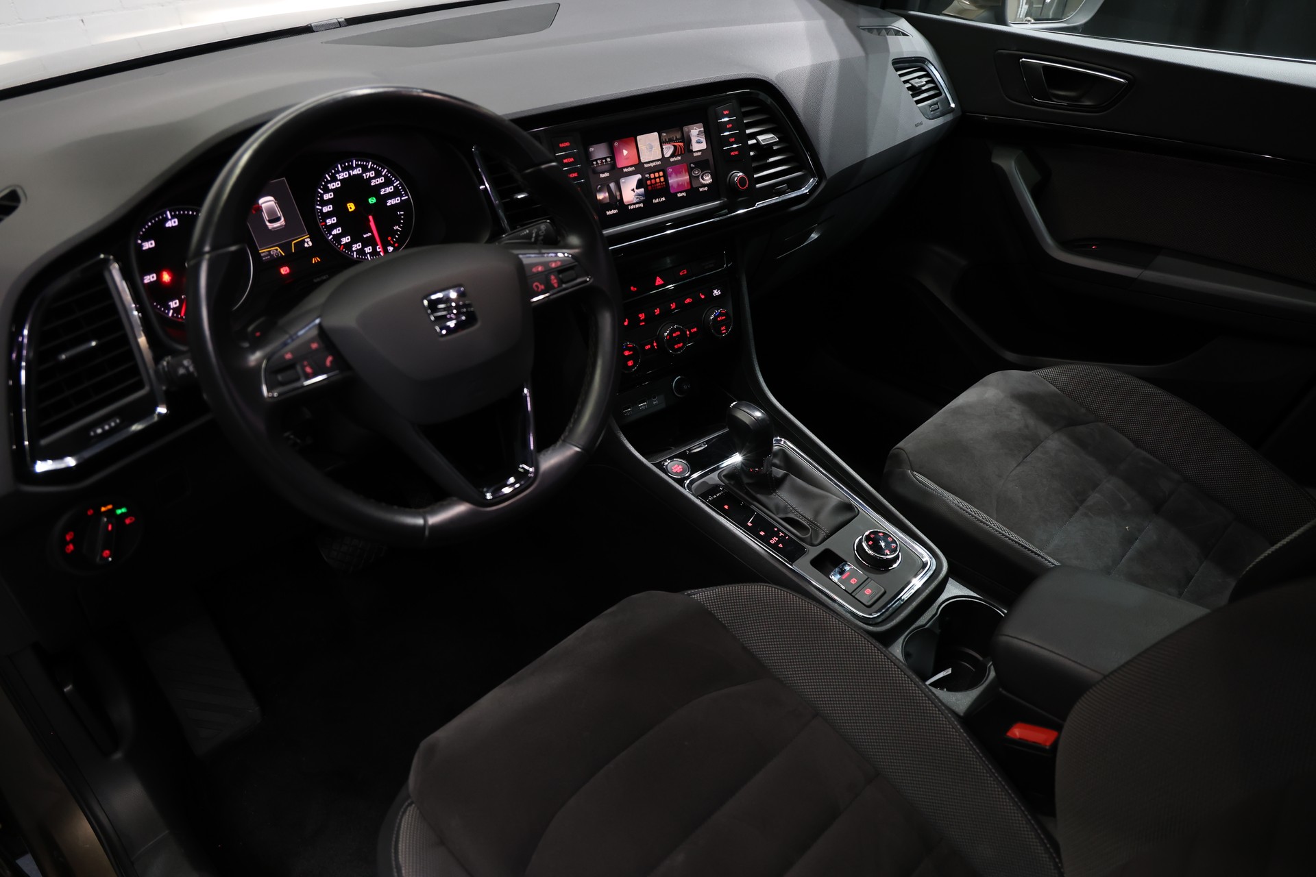 SEAT Ateca 2.0 TDI CR Xcellence 4Drive DSG-image-16