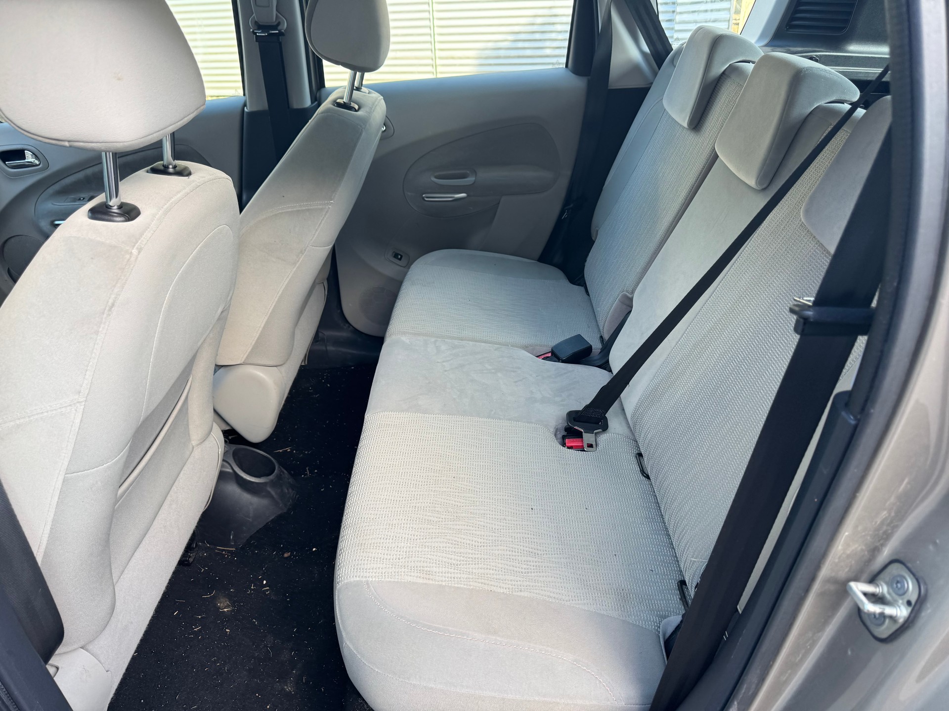 CITROEN C3 Picasso 1.6 HDi Swiss Style-image-10