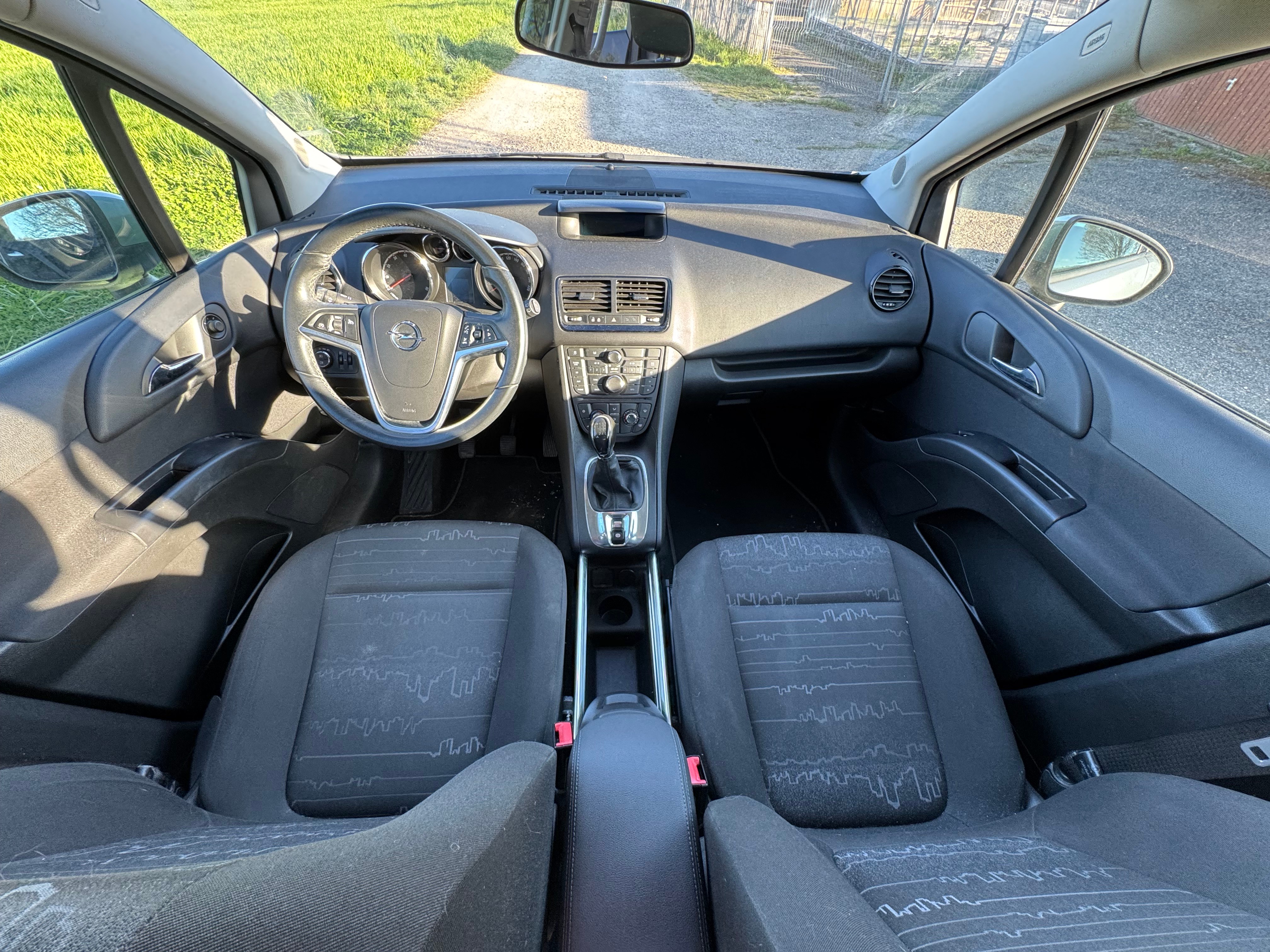 OPEL Meriva 1.4 Turbo Enjoy — slika 11