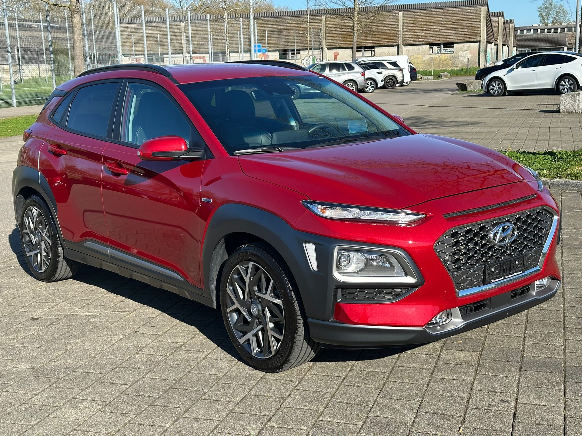 HYUNDAI Kona 1.6 GDi HEV Amplia DCT-image-1