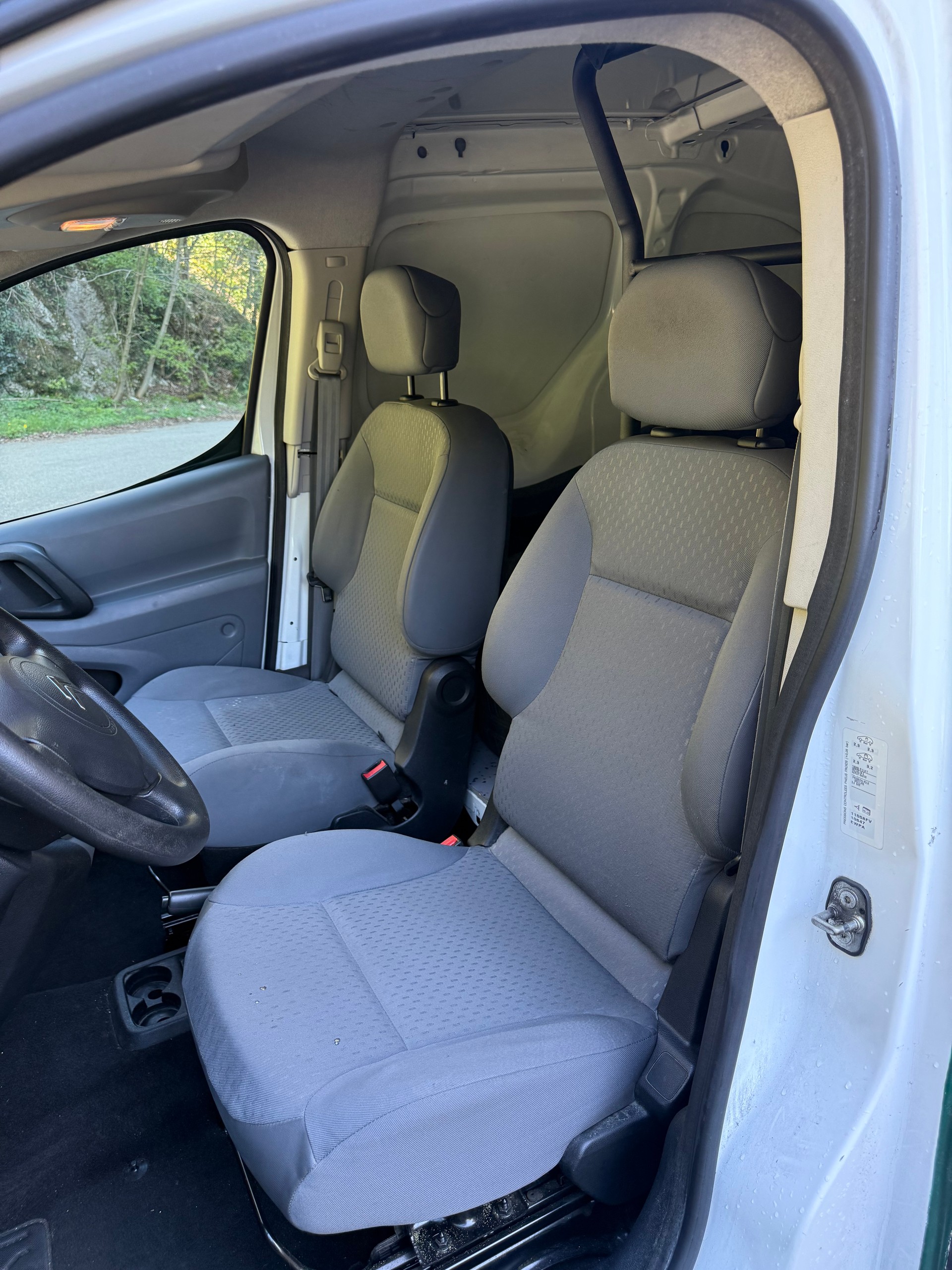 CITROEN Berlingo 1.6i 600-image-8