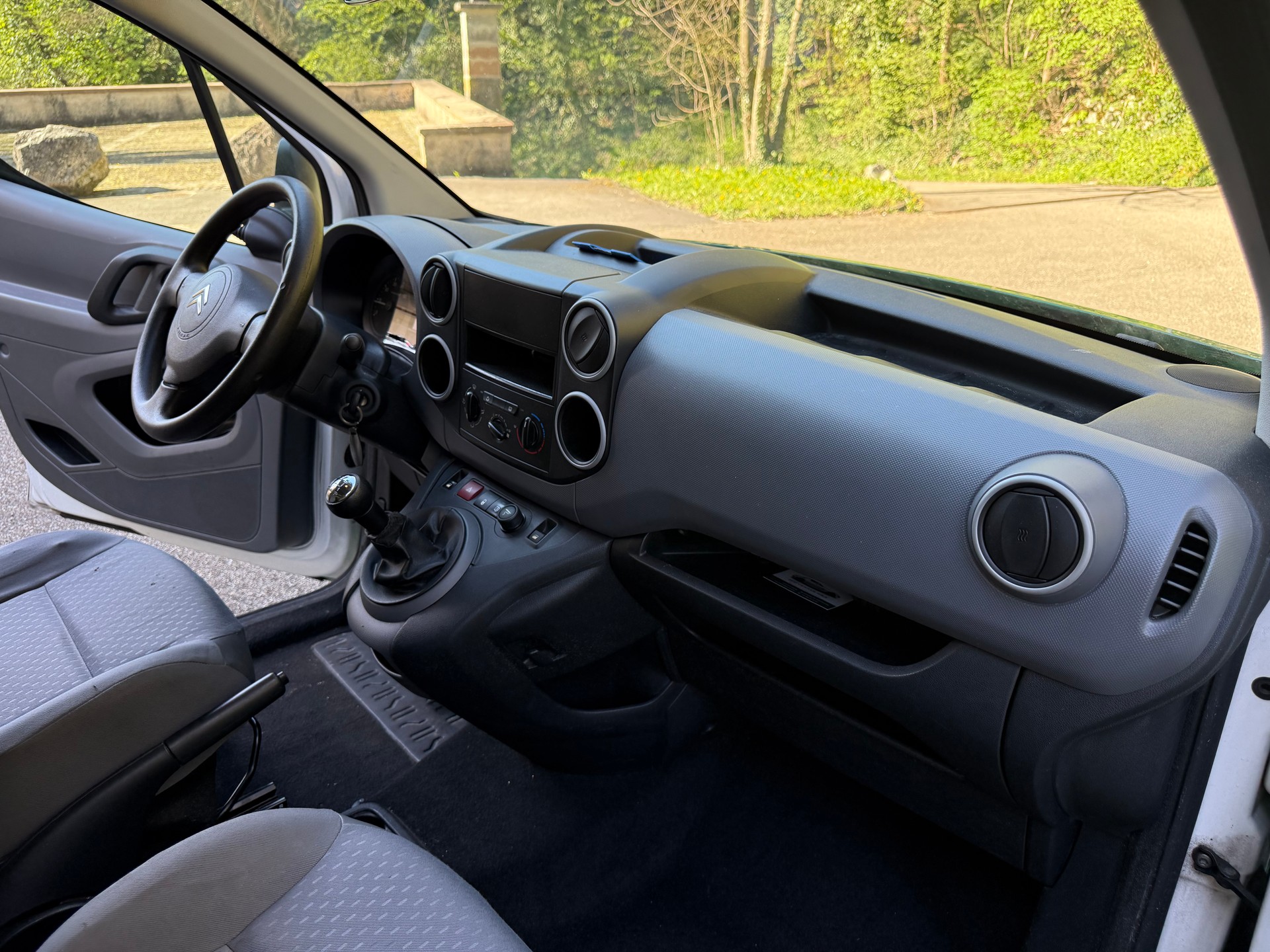 CITROEN Berlingo 1.6i 600-image-11