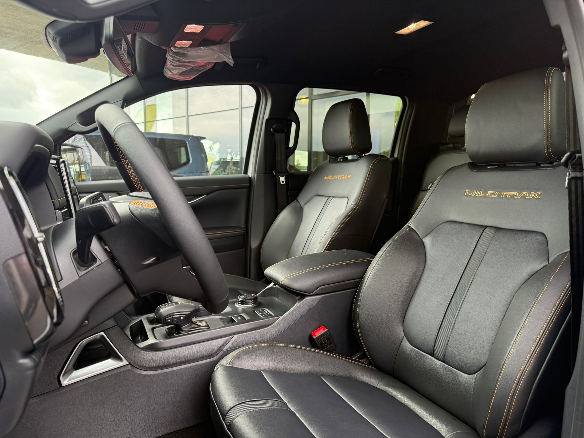 FORD Ranger Wildtrak 2.0 Eco Blue e-4WD Automat-image-8