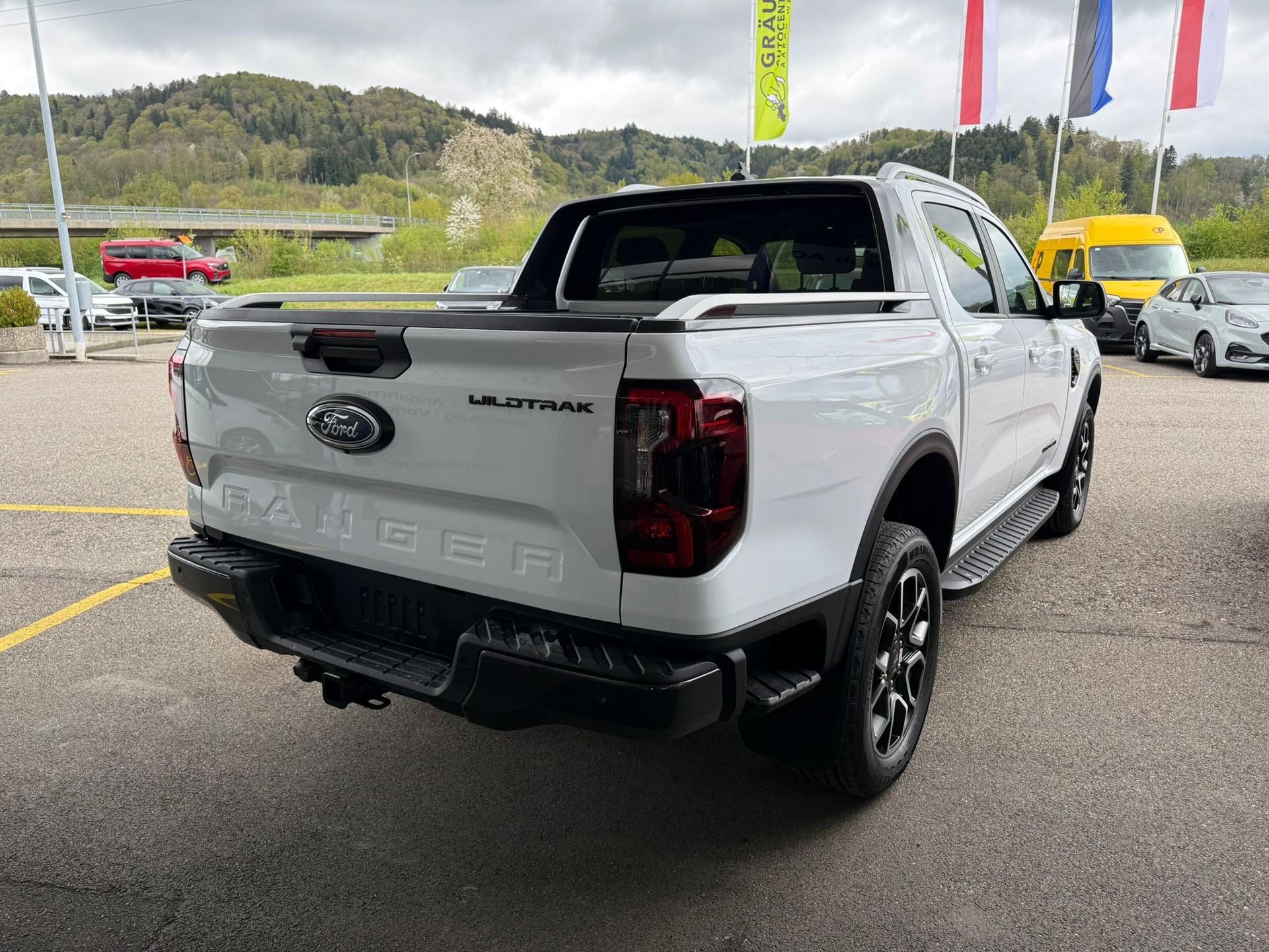 FORD Ranger Wildtrak 2.0 Eco Blue e-4WD Automat-image-6
