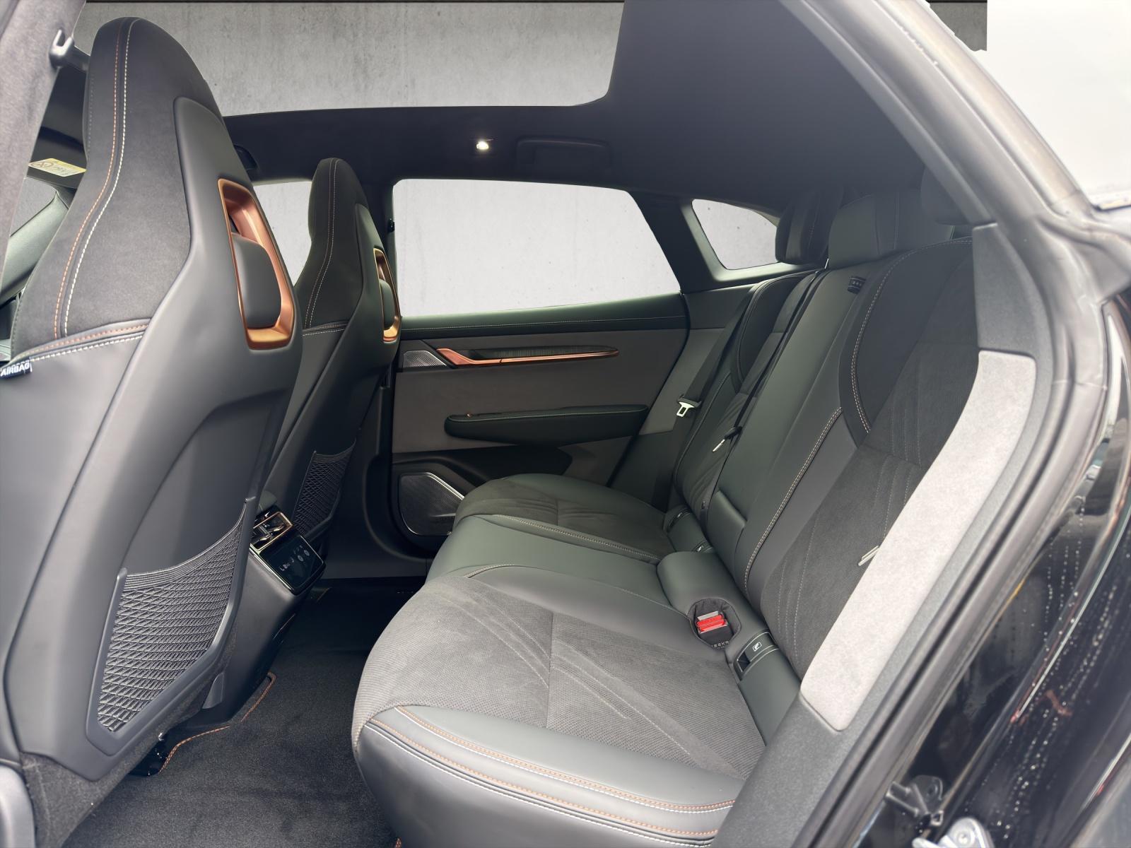 ZEEKR 001 Privilege Sport Edition AWD-image-13