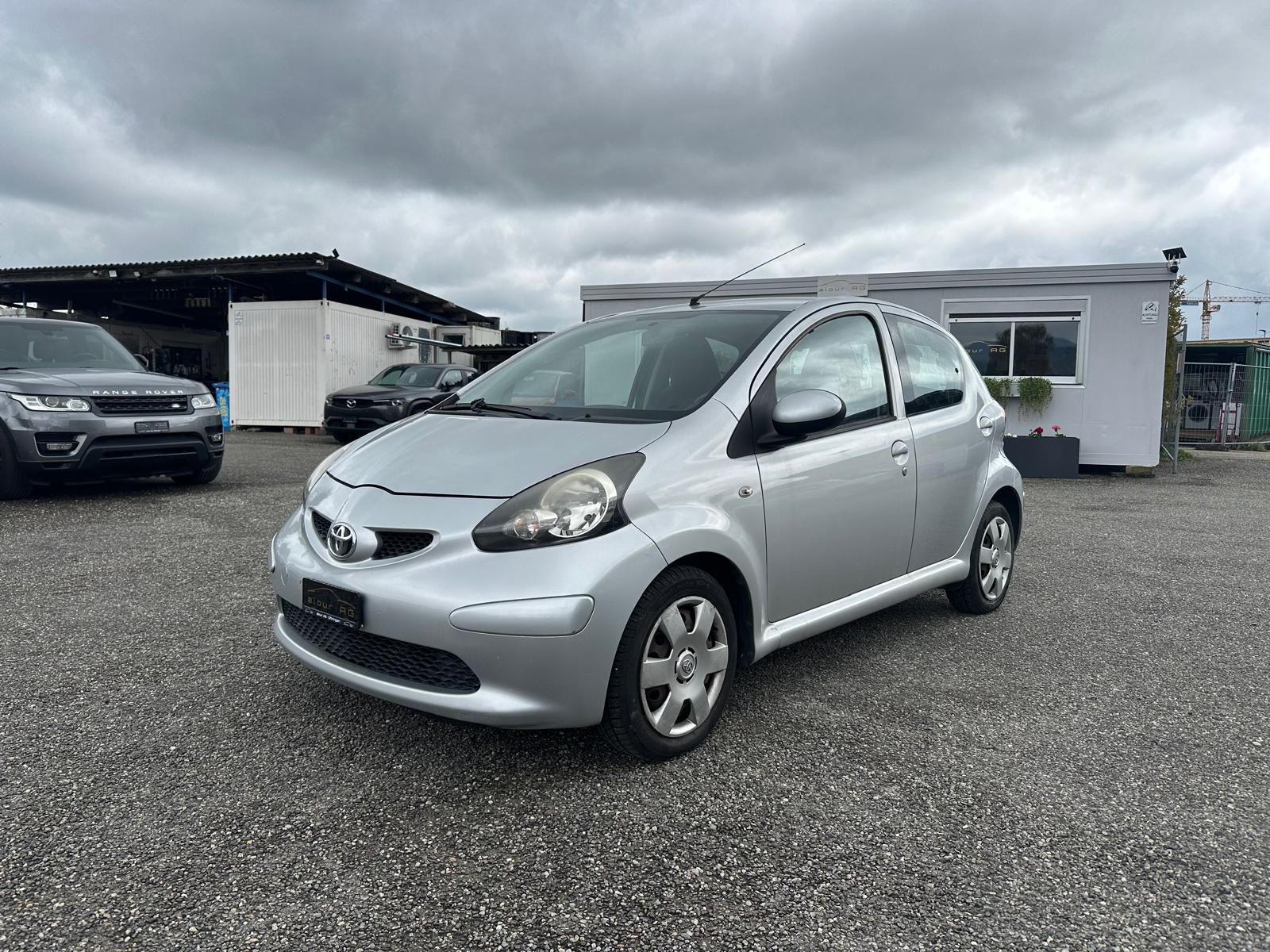 TOYOTA Aygo 1.0 blue MultiMode-image-1