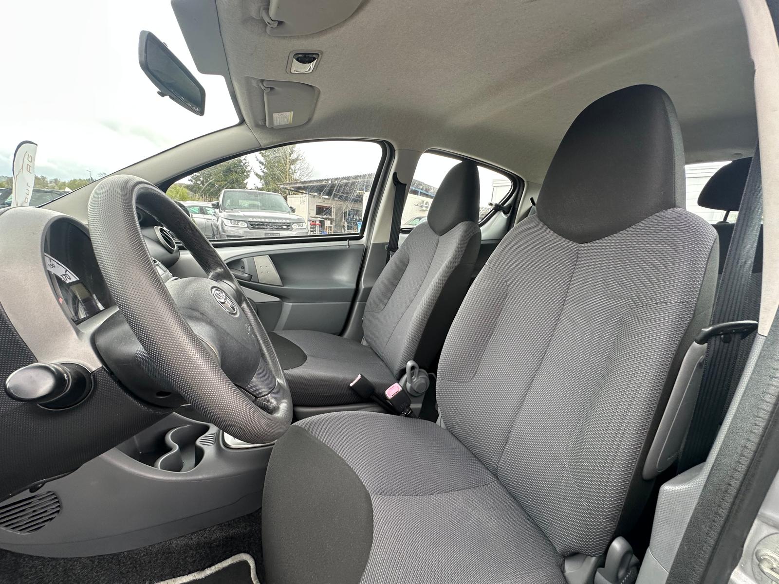 TOYOTA Aygo 1.0 blue MultiMode-image-8