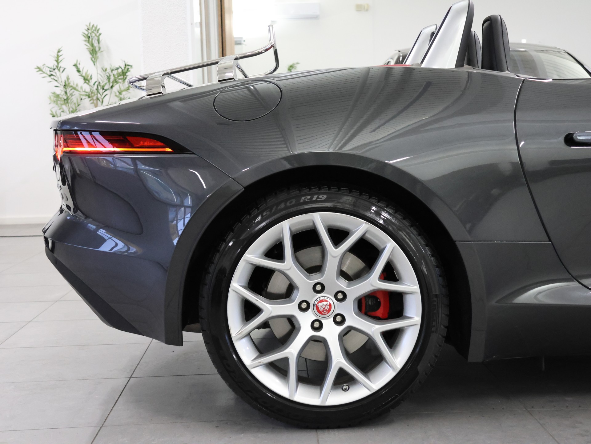 JAGUAR F-Type Convertible 3.0 V6 S/C Automatik *Meridian Soundsystem* *Gepäckträger* *Rückfahrkamera*-image-15