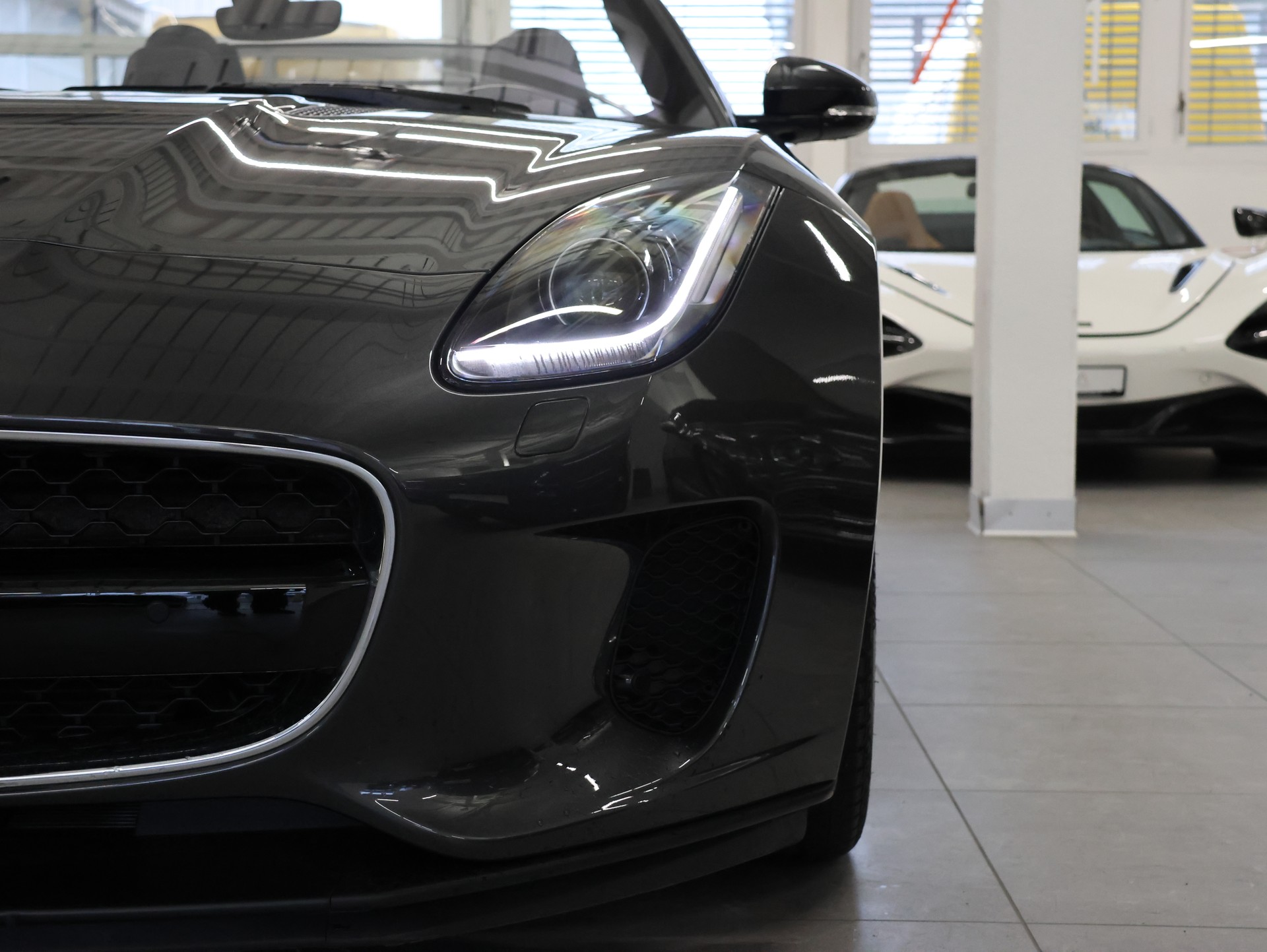 JAGUAR F-Type Convertible 3.0 V6 S/C Automatik *Meridian Soundsystem* *Gepäckträger* *Rückfahrkamera*-image-10