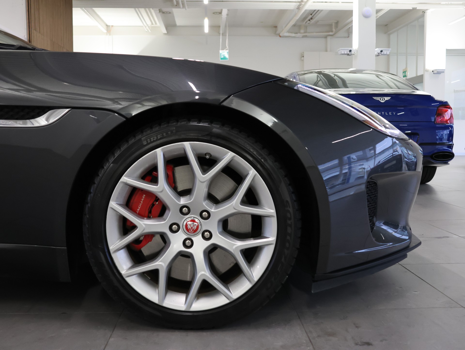 JAGUAR F-Type Convertible 3.0 V6 S/C Automatik *Meridian Soundsystem* *Gepäckträger* *Rückfahrkamera*-image-9