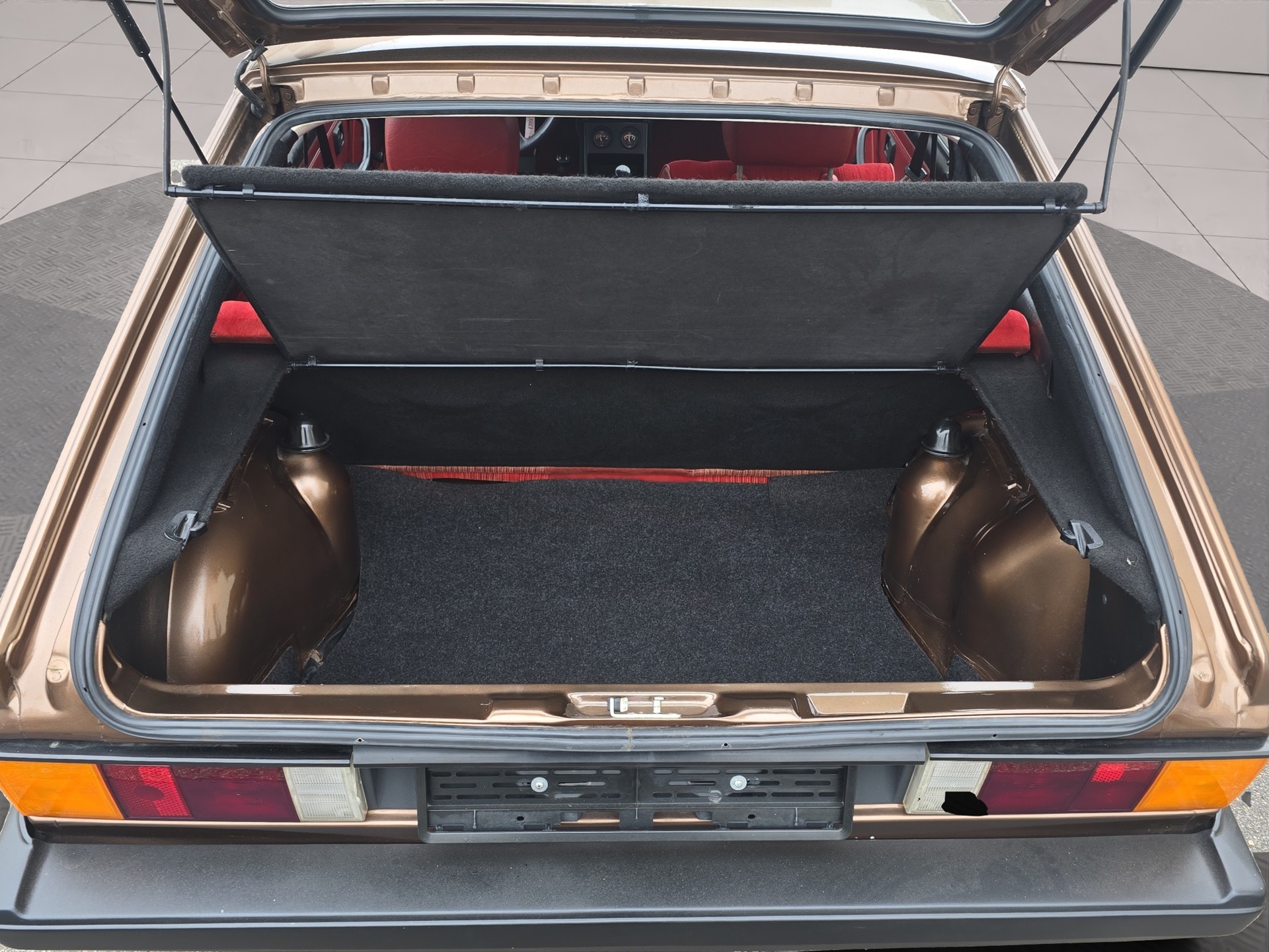 VW SCIROCCO 1 GT 1.6-image-8