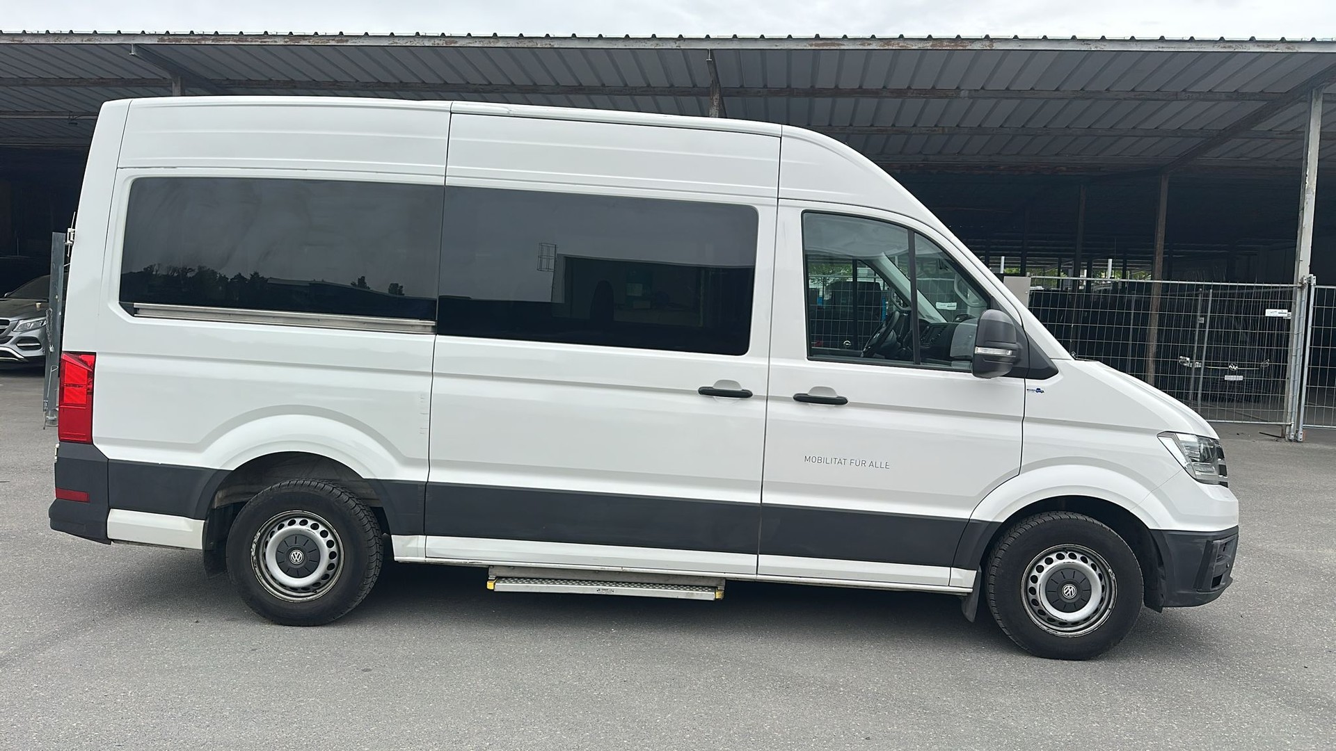 VW Crafter 35 2.0 BiTDI L3 A-image-2