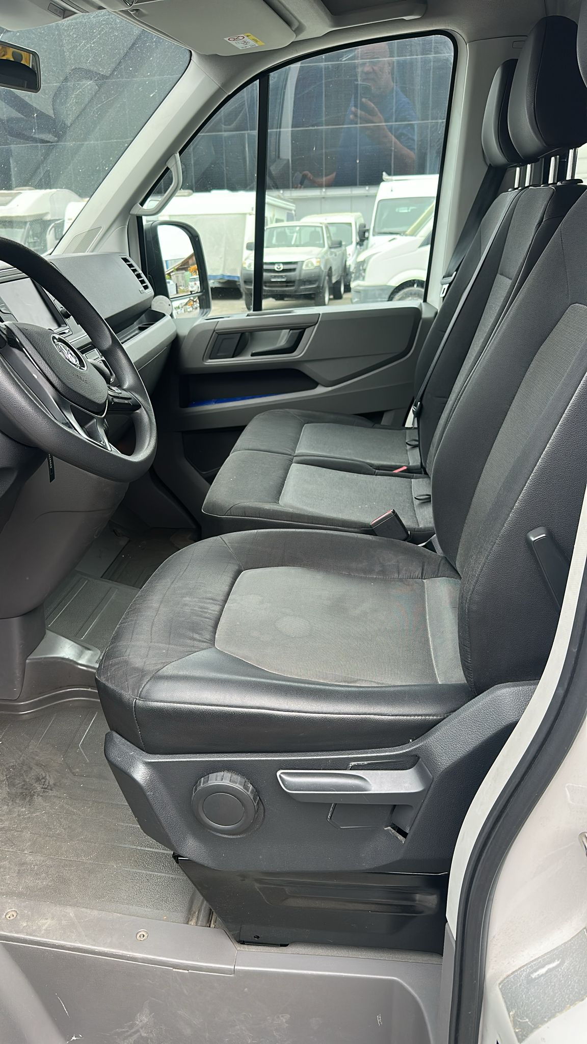 VW Crafter 35 2.0 BiTDI L3 A-image-7