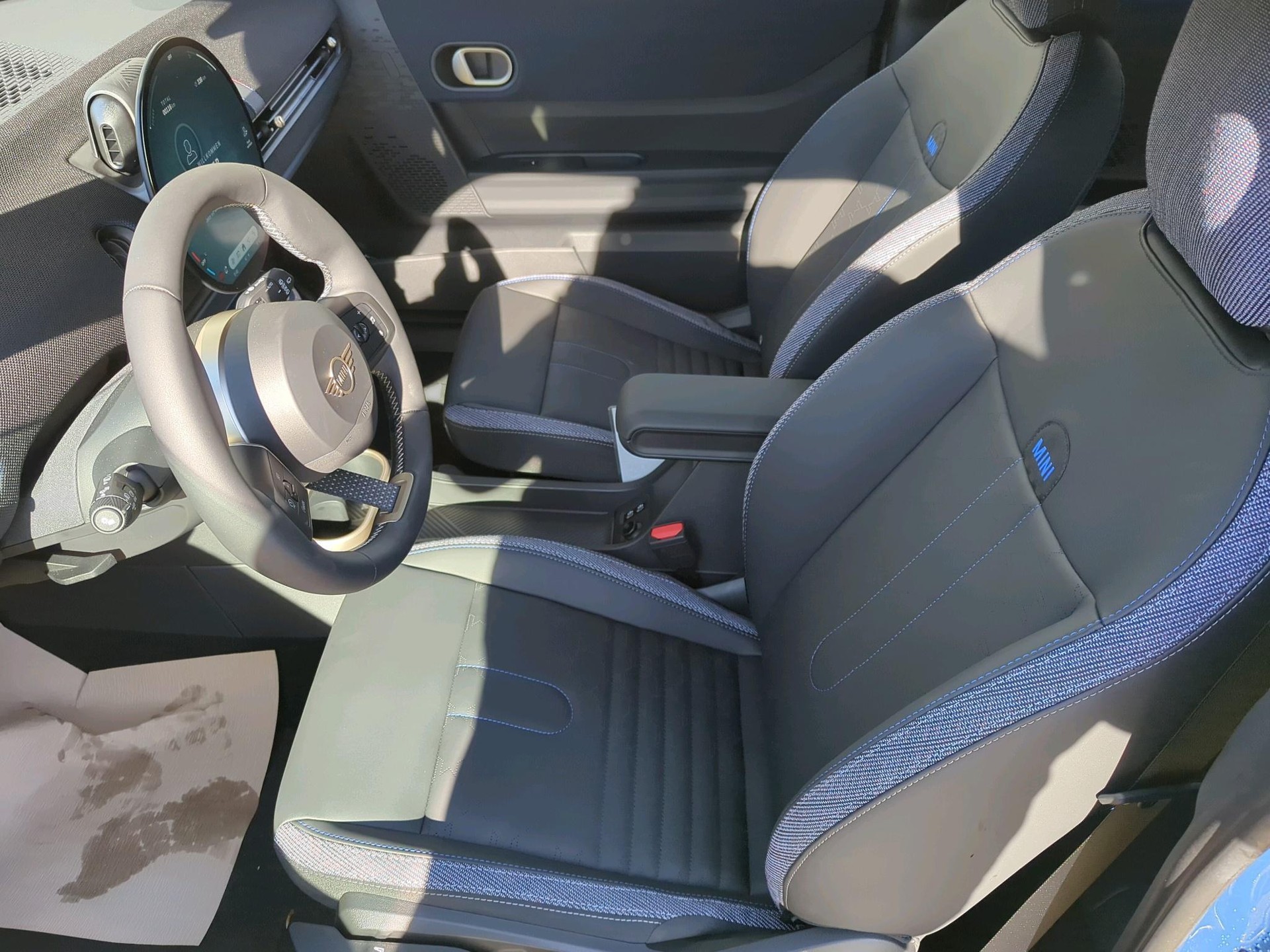 MINI Cooper S (3d)-image-13