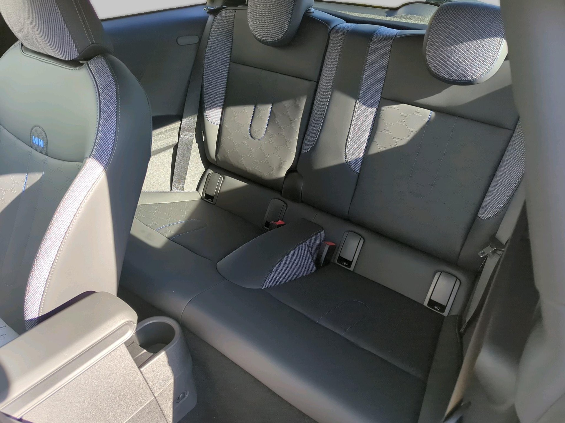 MINI Cooper S (3d)-image-16
