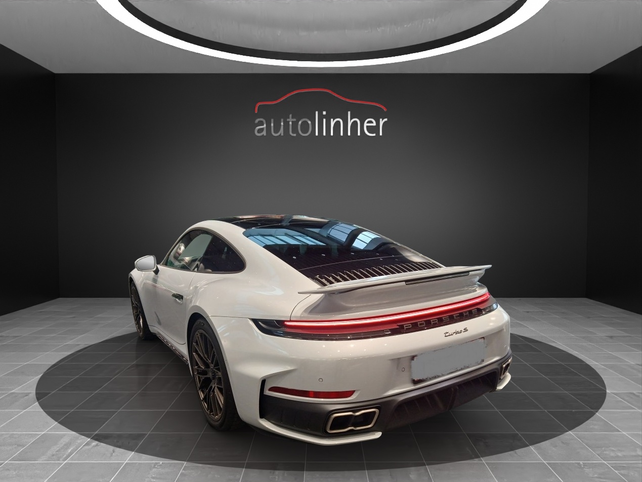 PORSCHE 911 Turbo S PDK-image-1