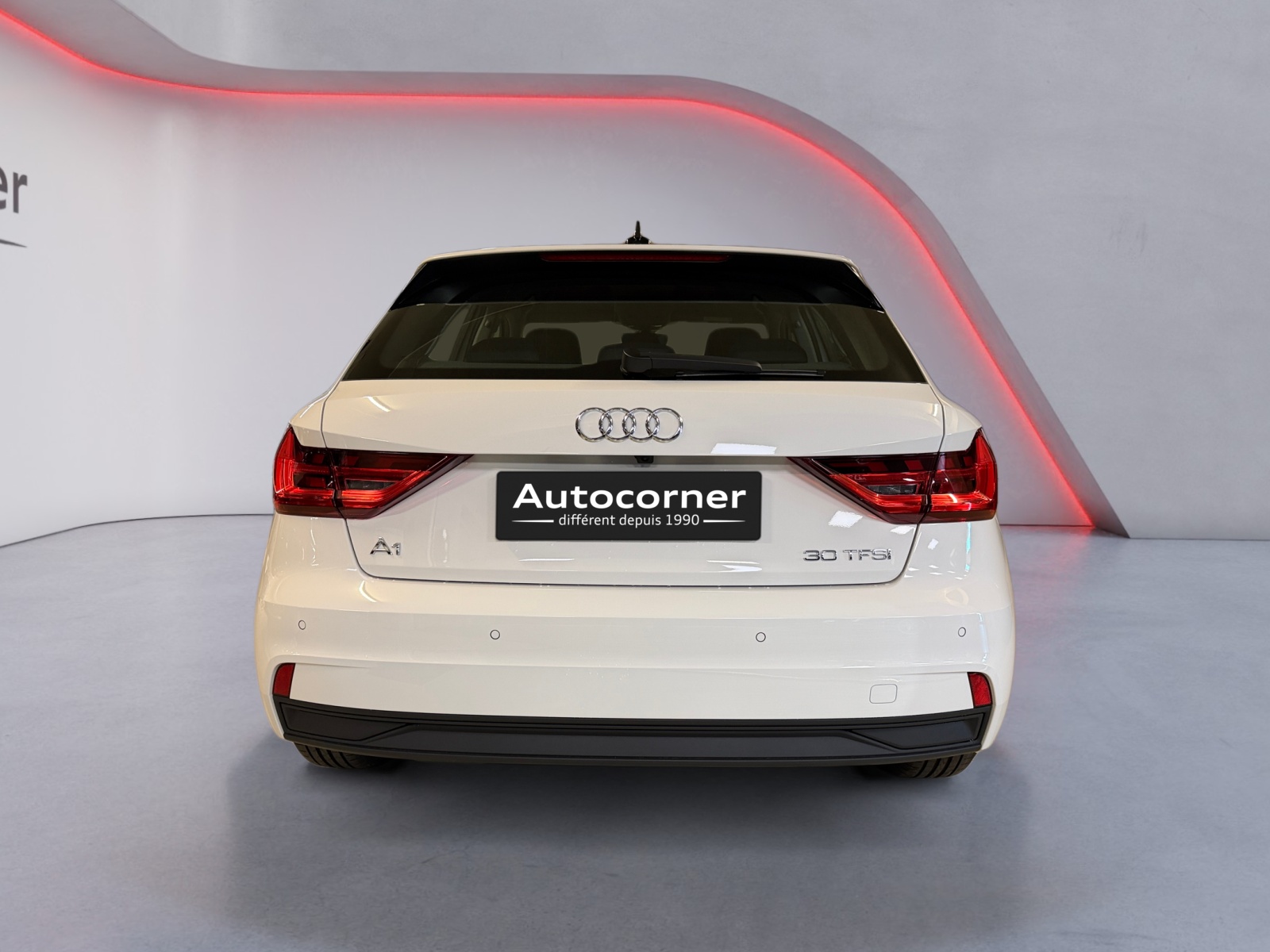 AUDI A1 Sportback 30 TFSI Attraction S-tronic-image-3