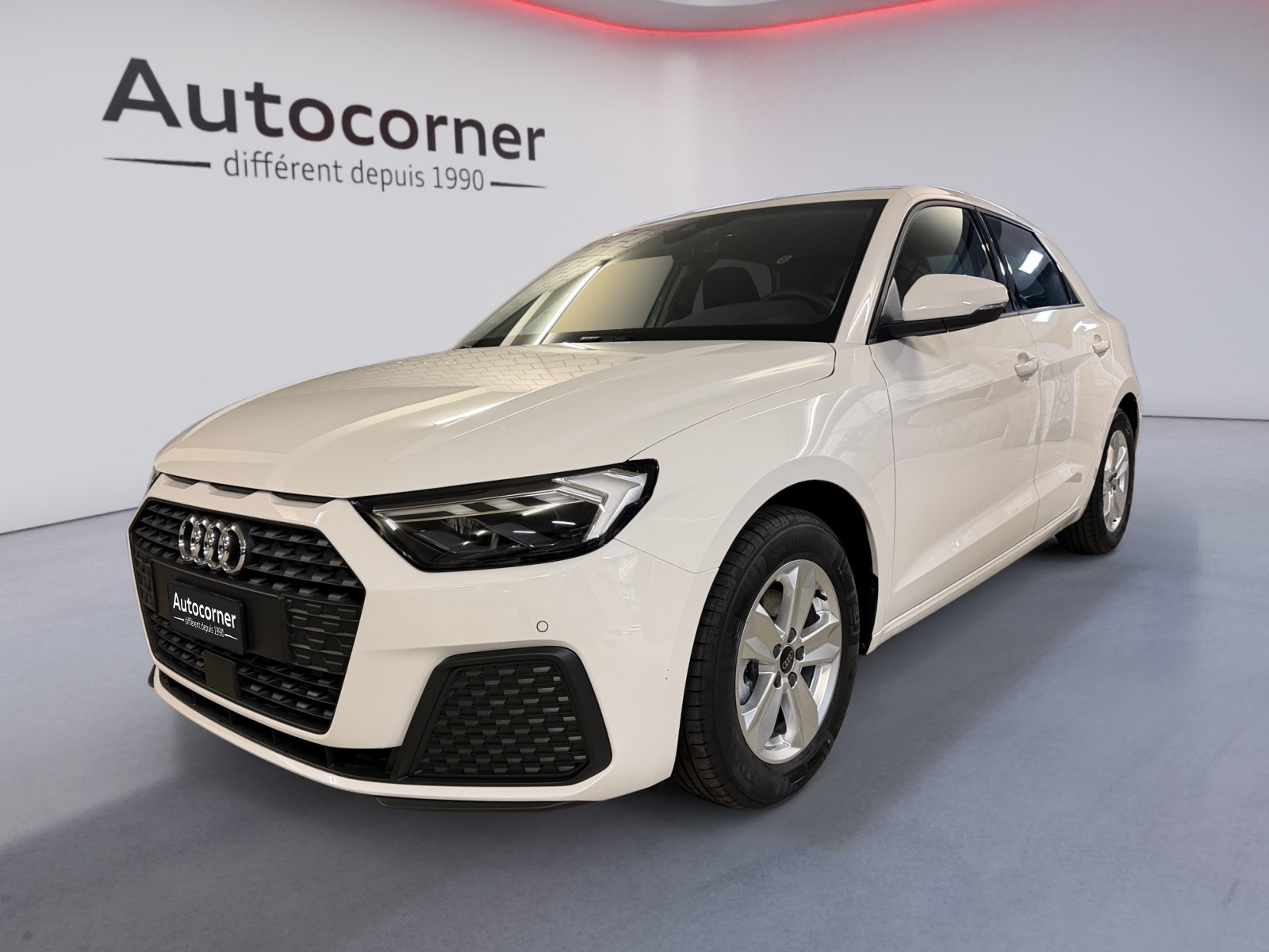 AUDI A1 Sportback 30 TFSI Attraction S-tronic-image-1