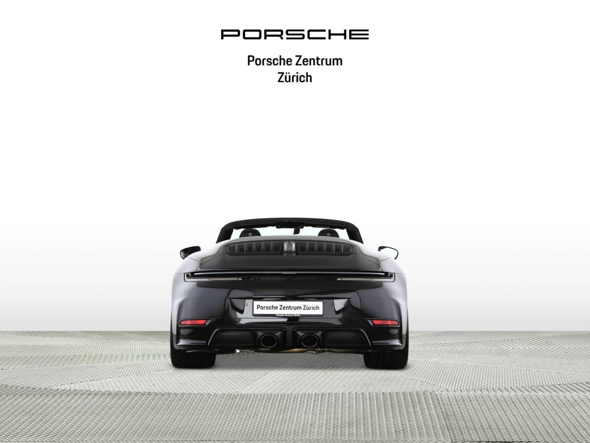 PORSCHE 911 Carrera GTS Cabriolet-image-7