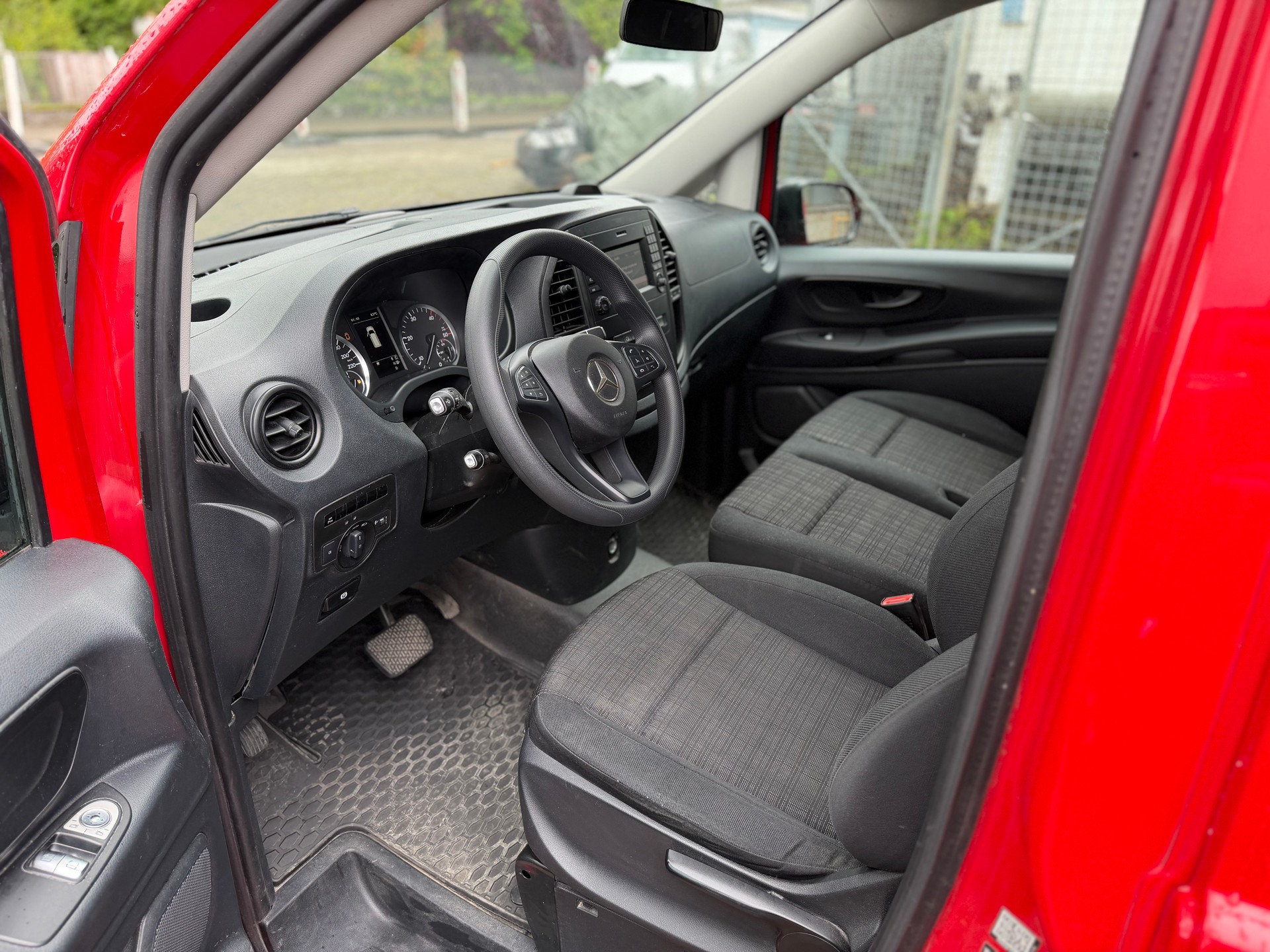 MERCEDES-BENZ Vito 114 BlueTEC L 7G-Tronic Euro 6-image-4