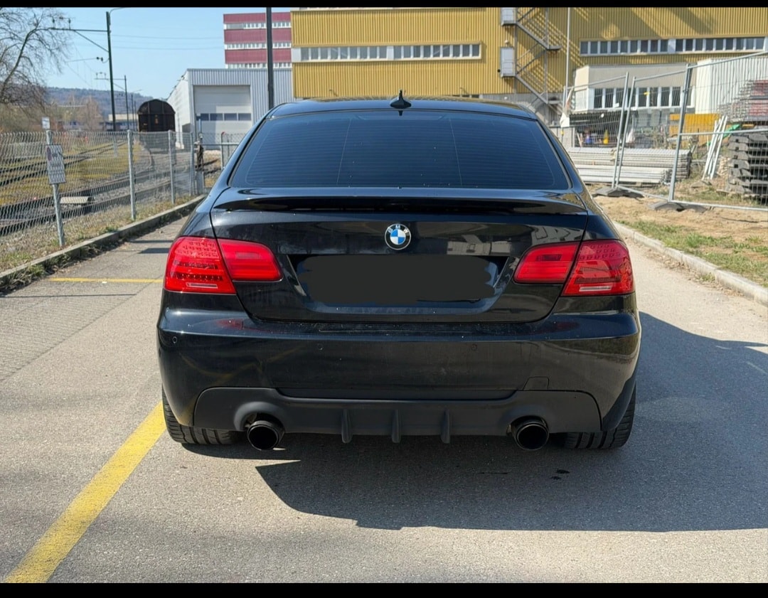 BMW 335i xDrive Coupé Steptronic-image-8