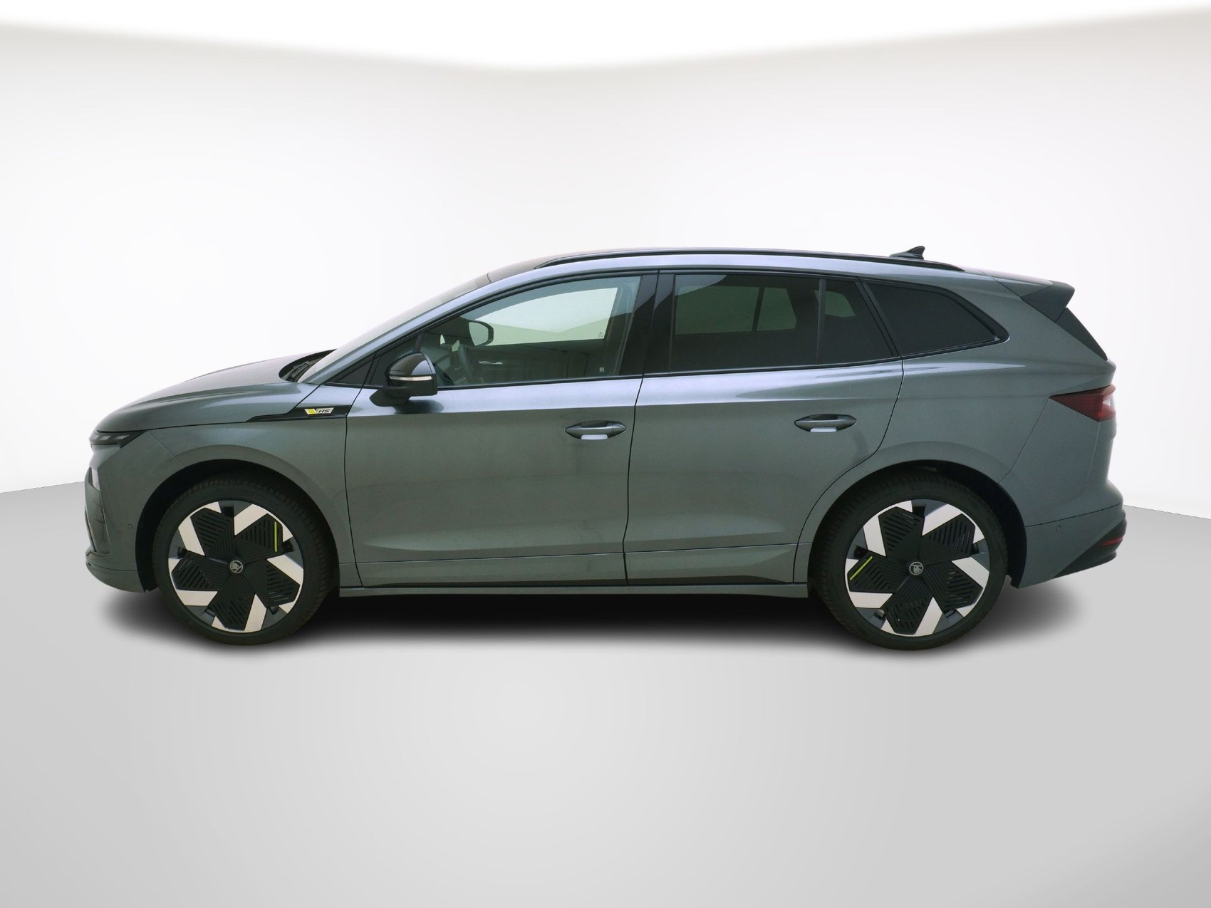 SKODA Enyaq iV RS-Lounge-image-1