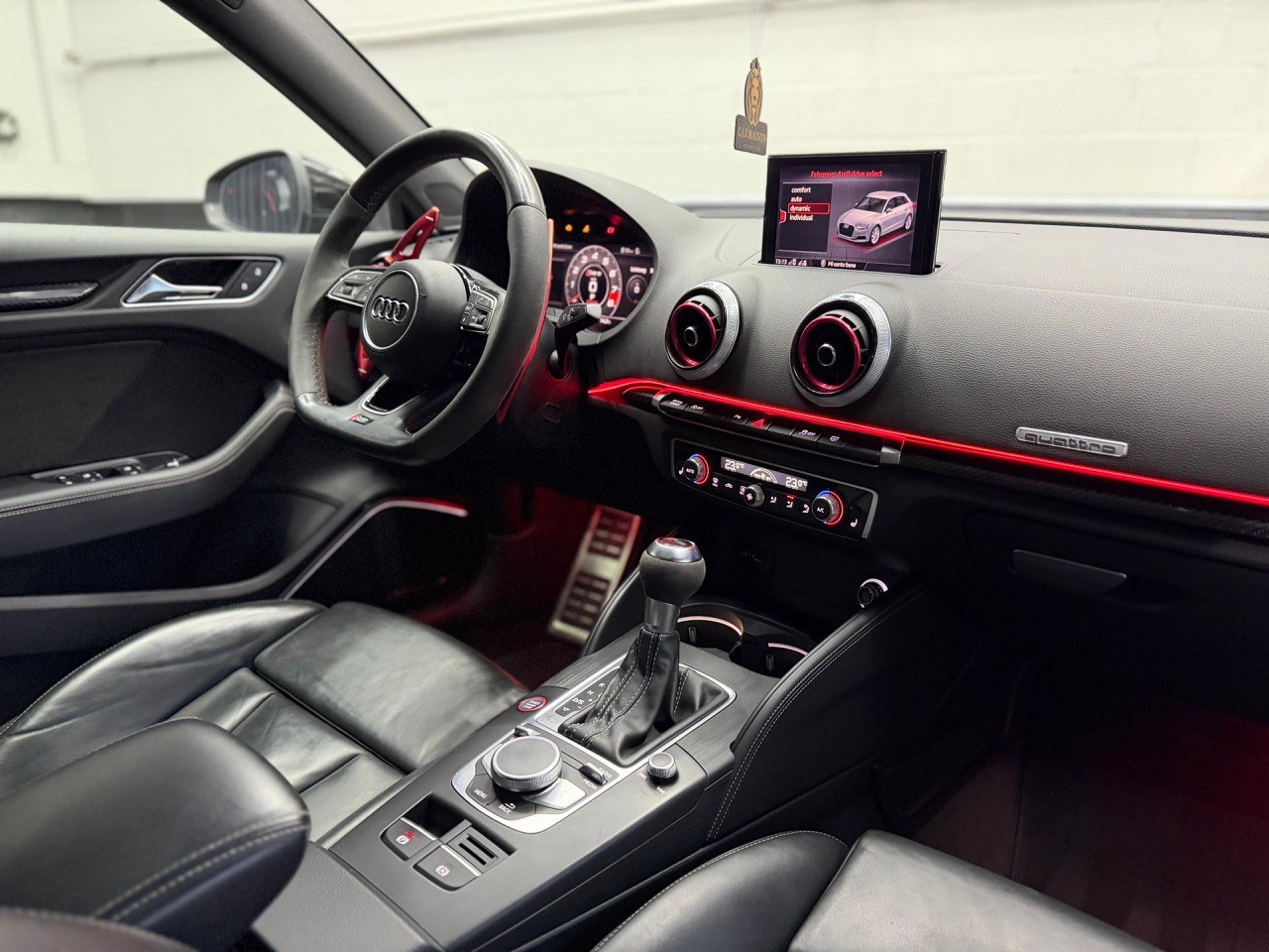 AUDI RS3 Sportback 2.5 TSI quattro | ABT | Pantherschwarz Met | Remus Auspuff ohne OPF | ACC | Schiebedach | Rückfahrkamera | CH-FZ-image-29