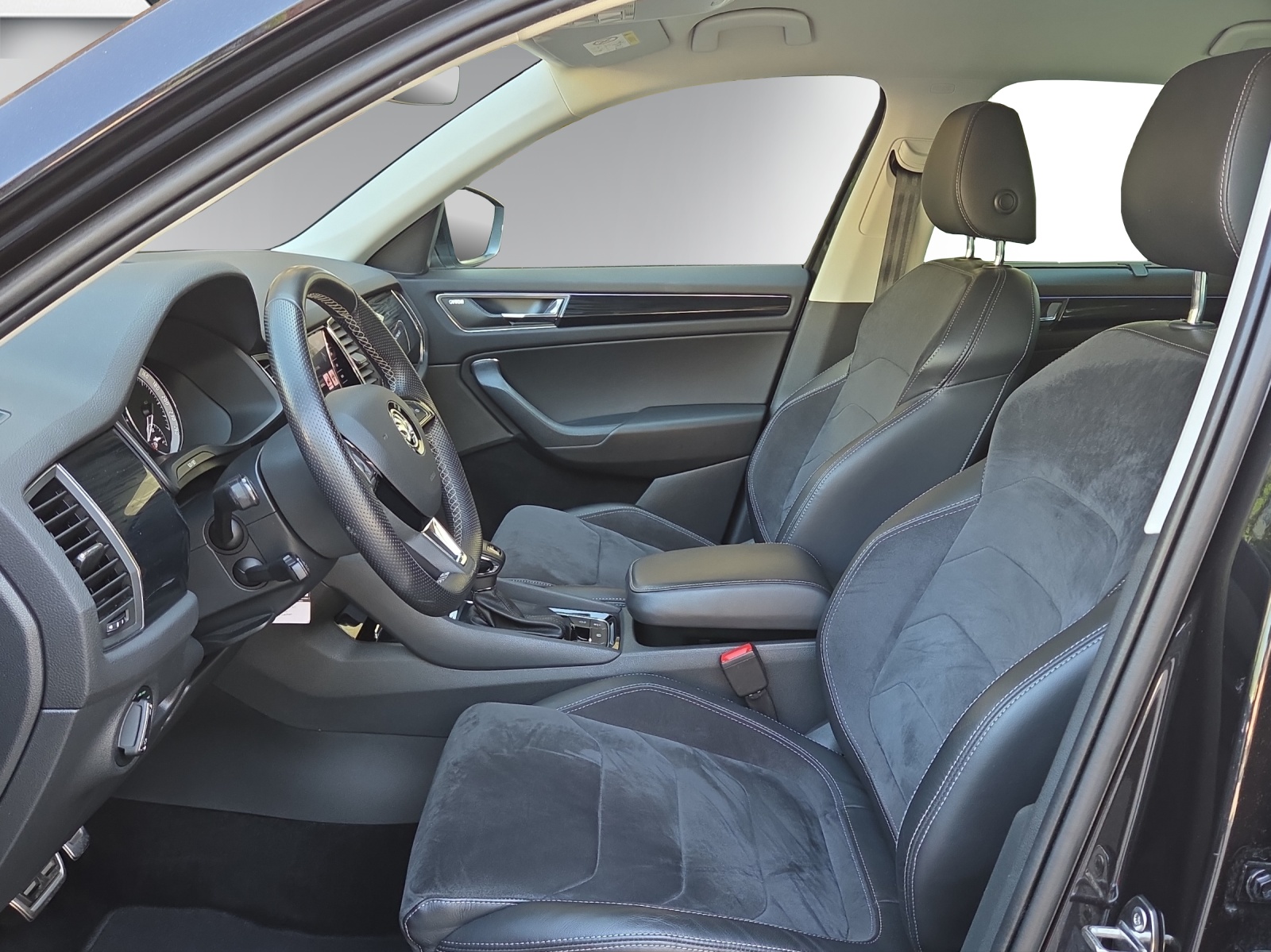 SKODA Kodiaq 2.0 TSI Style DSG 4x4-image-10