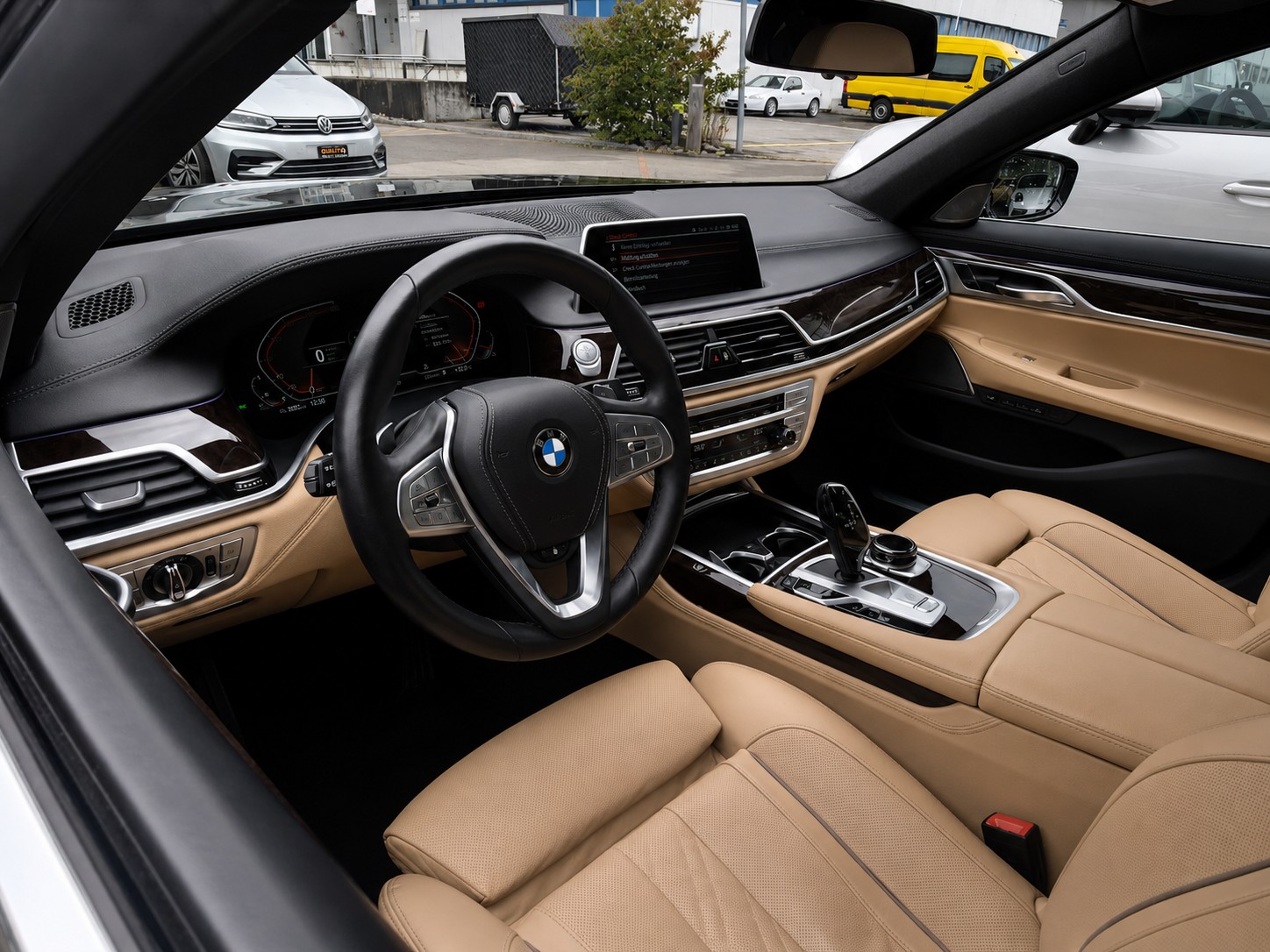 BMW 740Ld xDrive SAG CH FAHRZEUG AUS 1. HAND-image-9