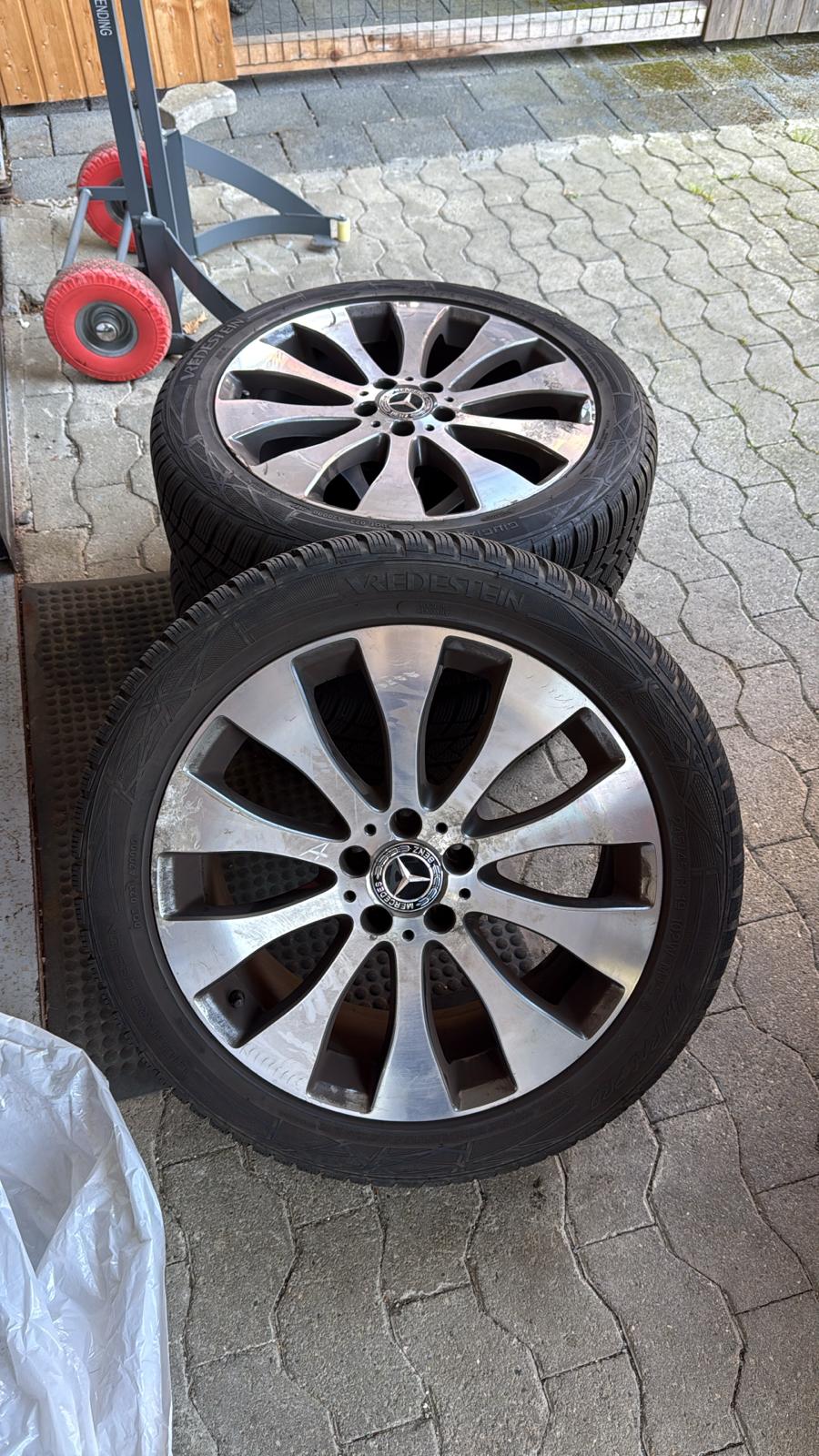 MERCEDES-BENZ E 220 d All-Terrain Avantgarde 4Matic 9G-Tronic (CH)-image-29