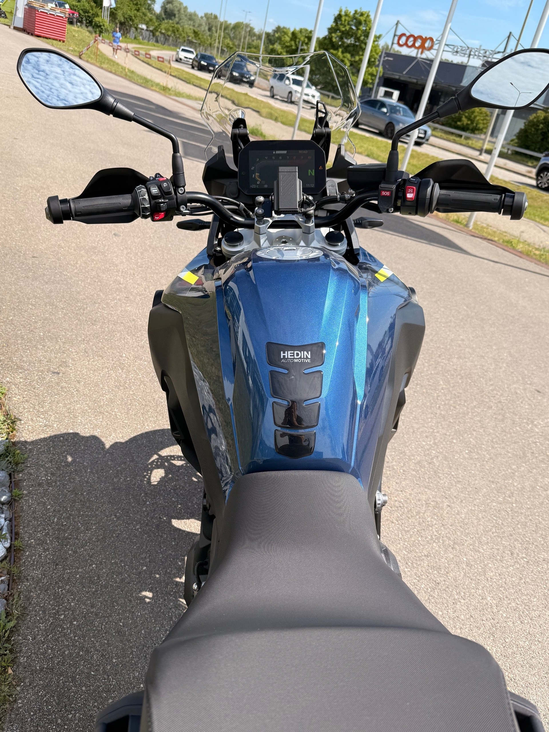BMW F 800 GS-image-3