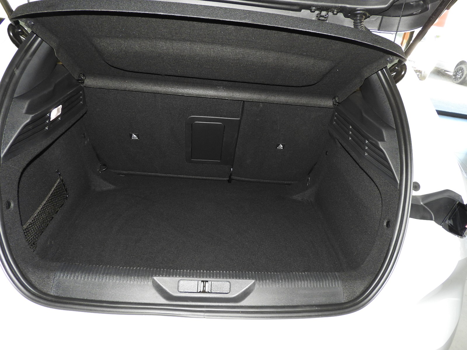PEUGEOT 308 1.2 turbo 130 cv Allure-image-12